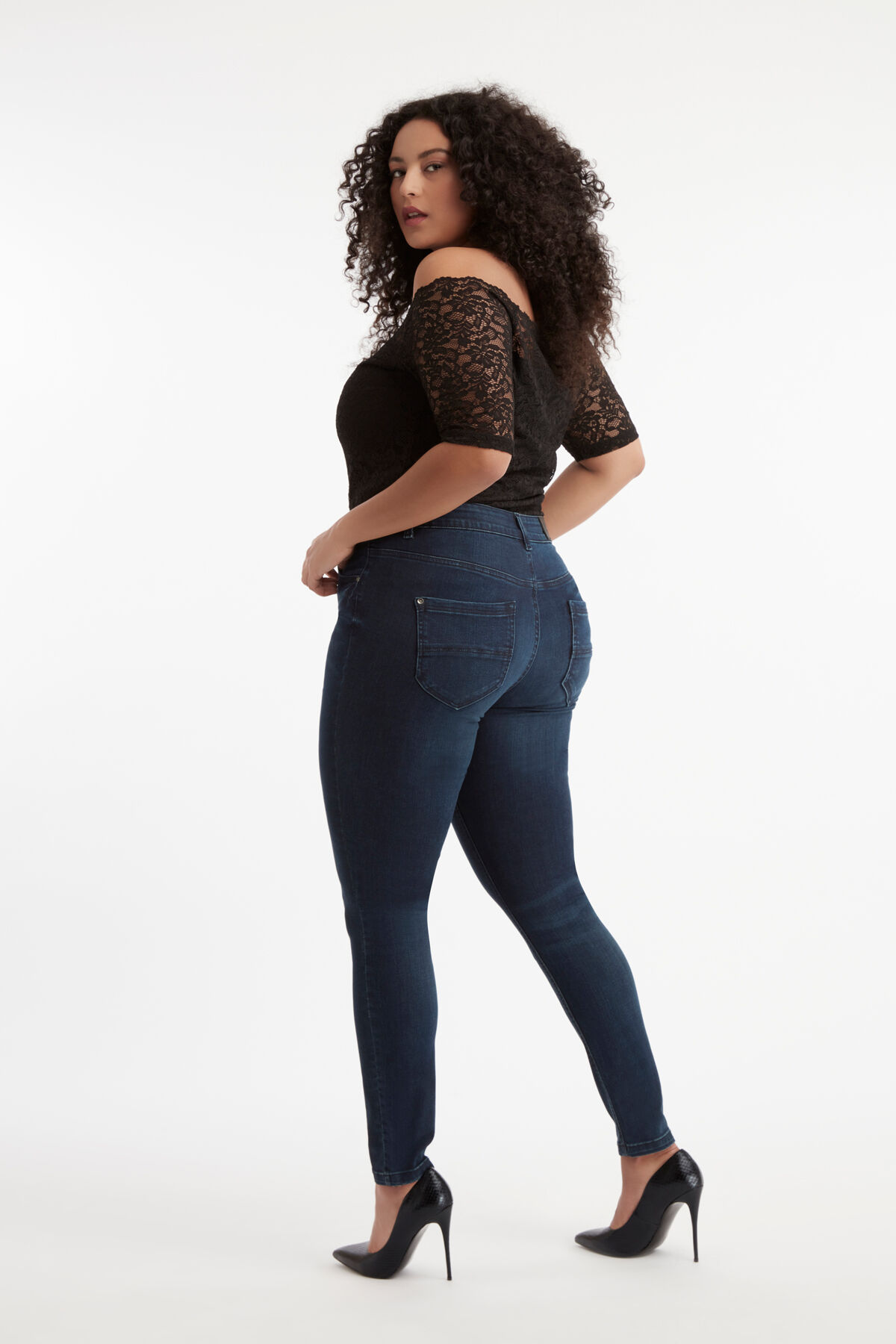 Magic Simplicity SHAPES Jeans image number 6