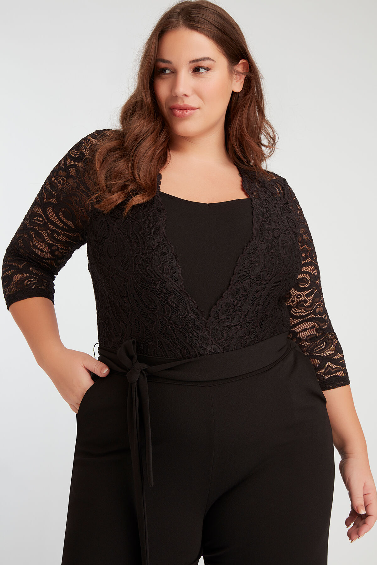 Jumpsuit mit Spitze image number 5