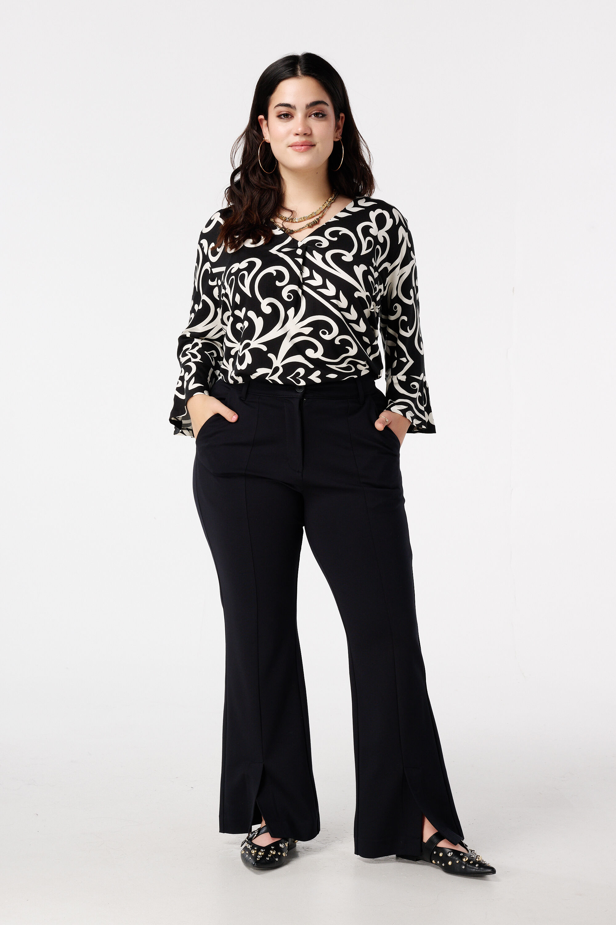 Flared-Hose mit Schlitz