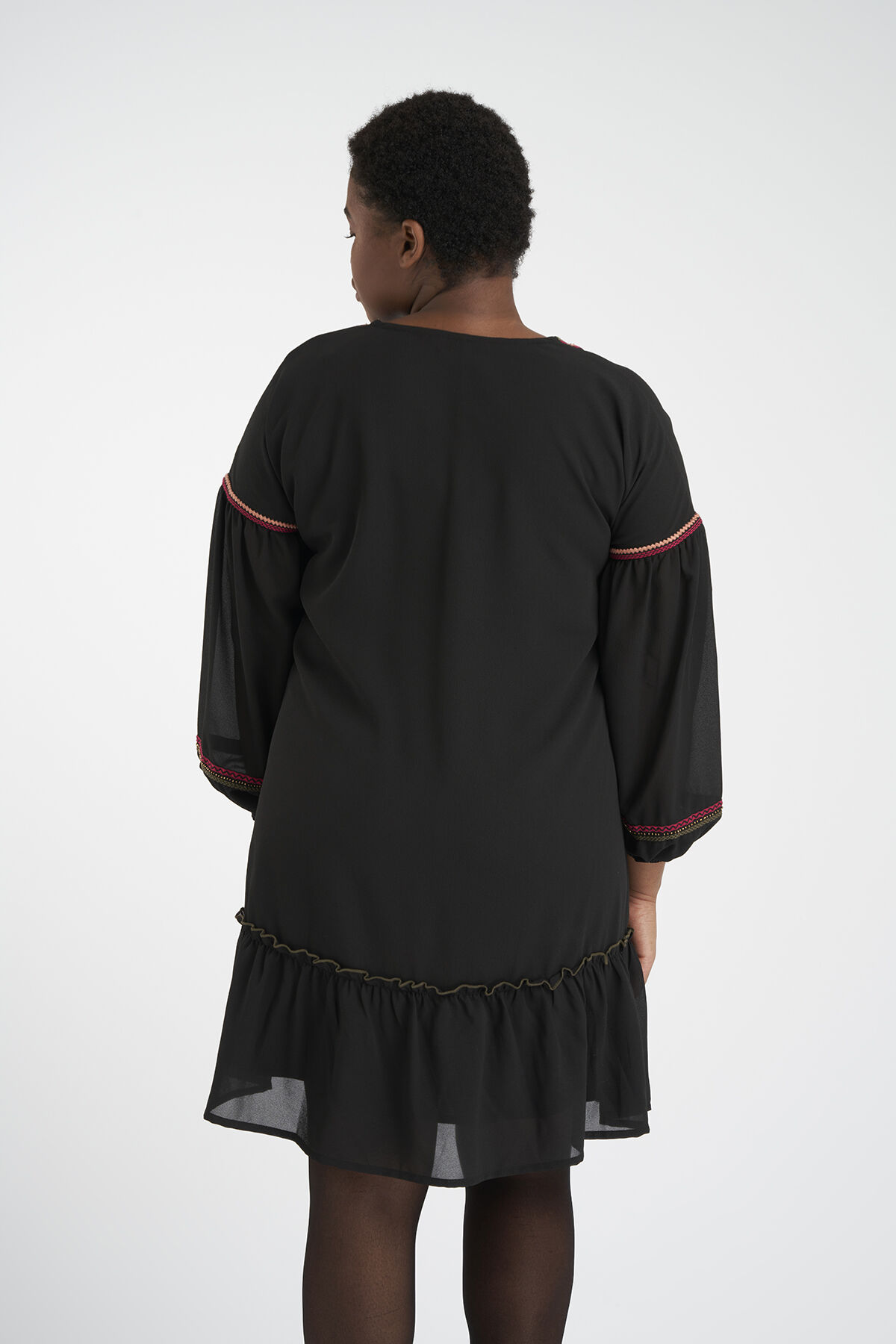 Kleid mit Stickerei-Element image number 4