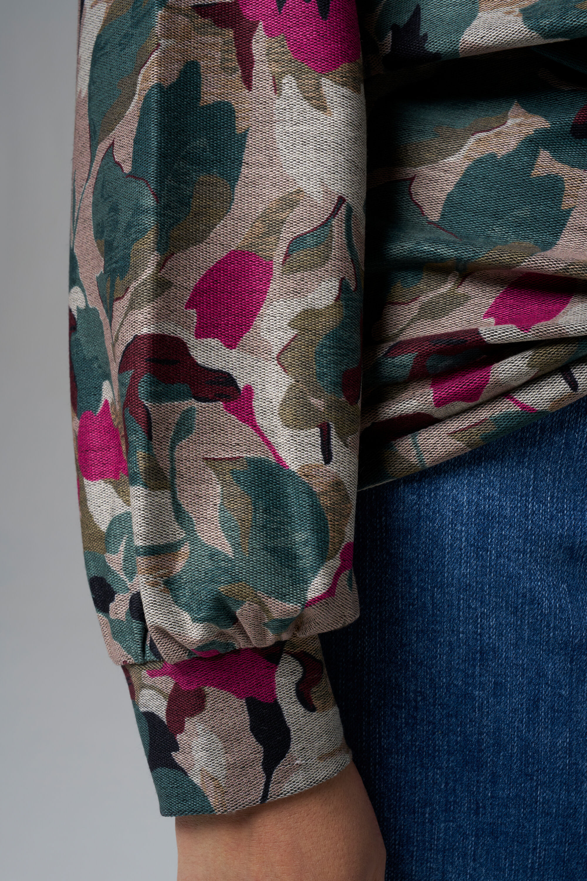 Pullover mit Blumen-Print image number 4