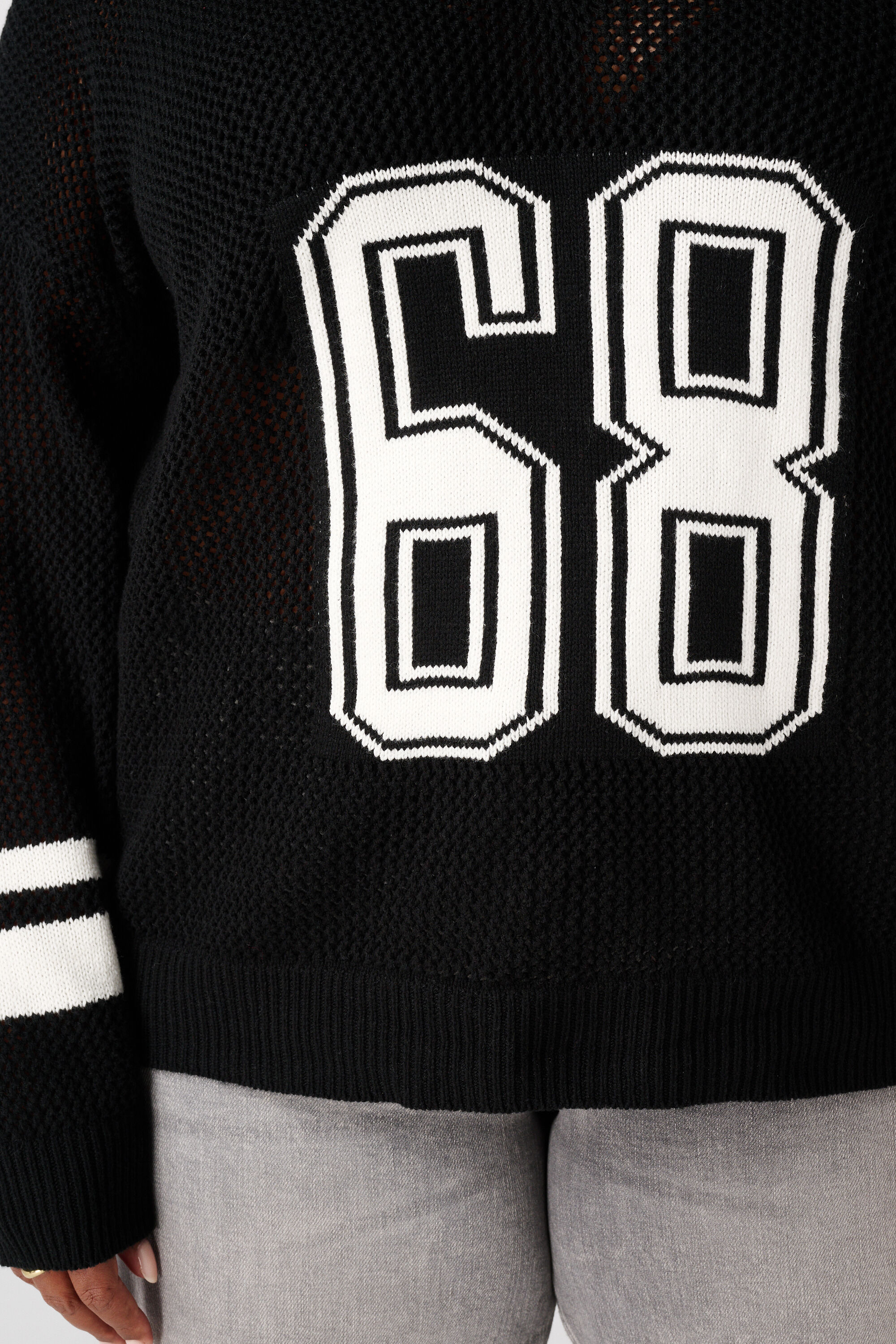 Fein gestrickter College-Pullover image number 6