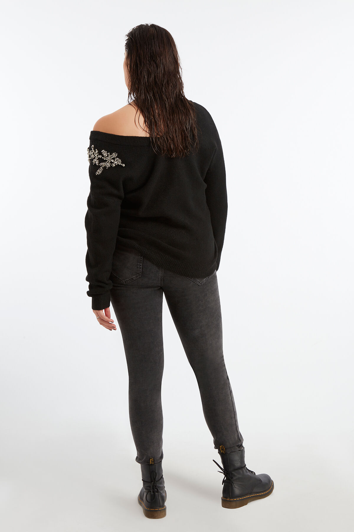 Sweatshirt mit Strasssteinen image number 3