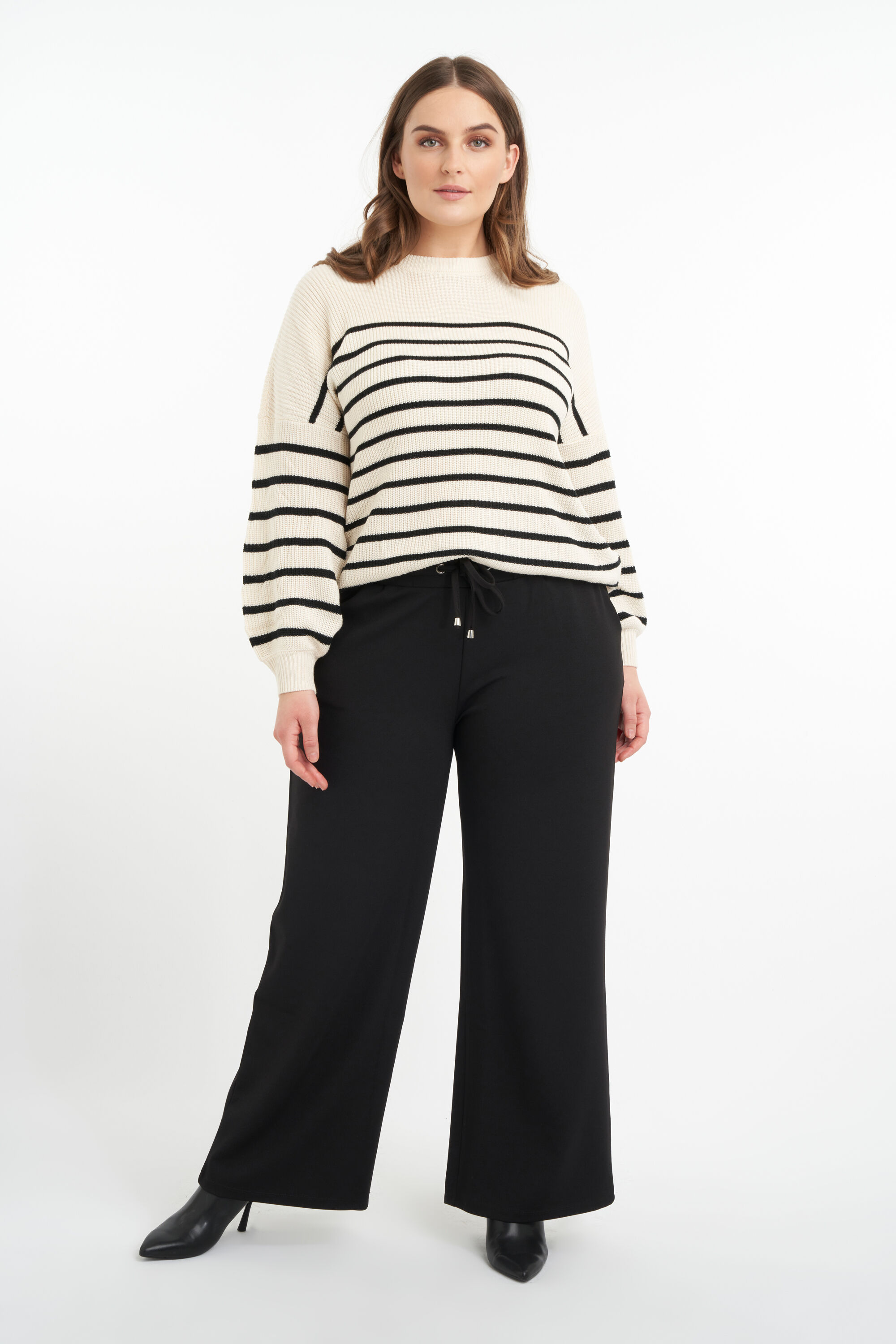 Gestreifter Pullover image number 4