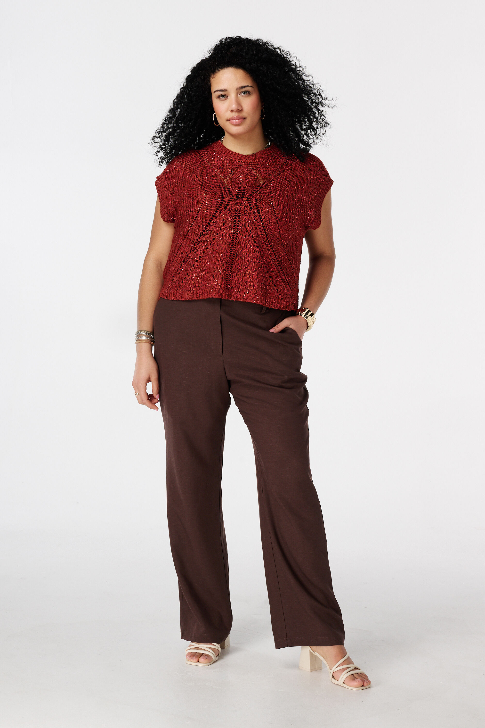 Geh&auml;keltes Top mit Perlen image number 5