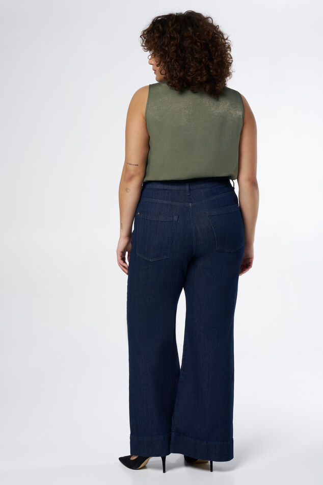 Ausgestellte Slim-Leg-Jeans mit Ziernähten image number 3