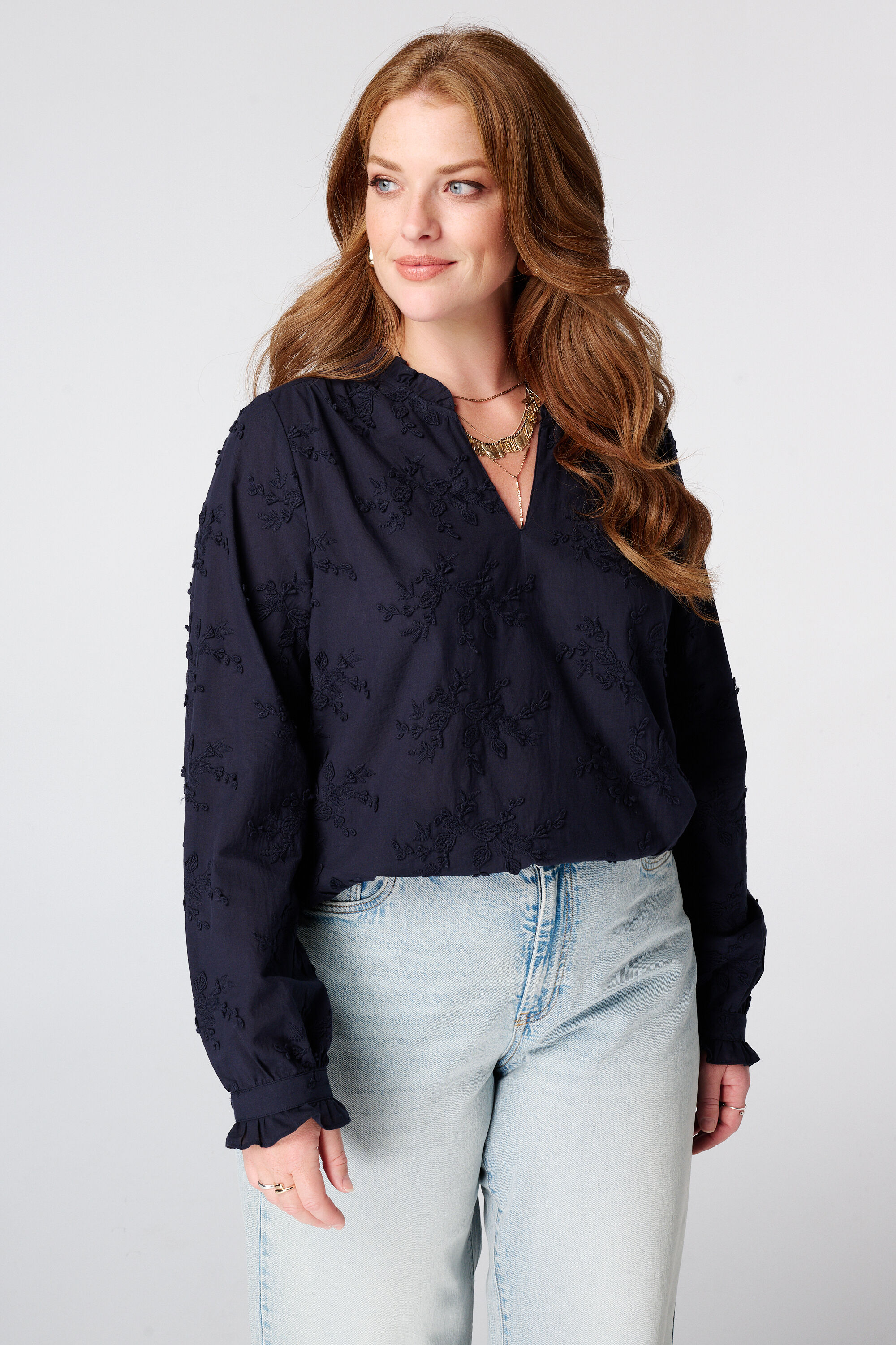 Bluse mit Stickerei image number 0
