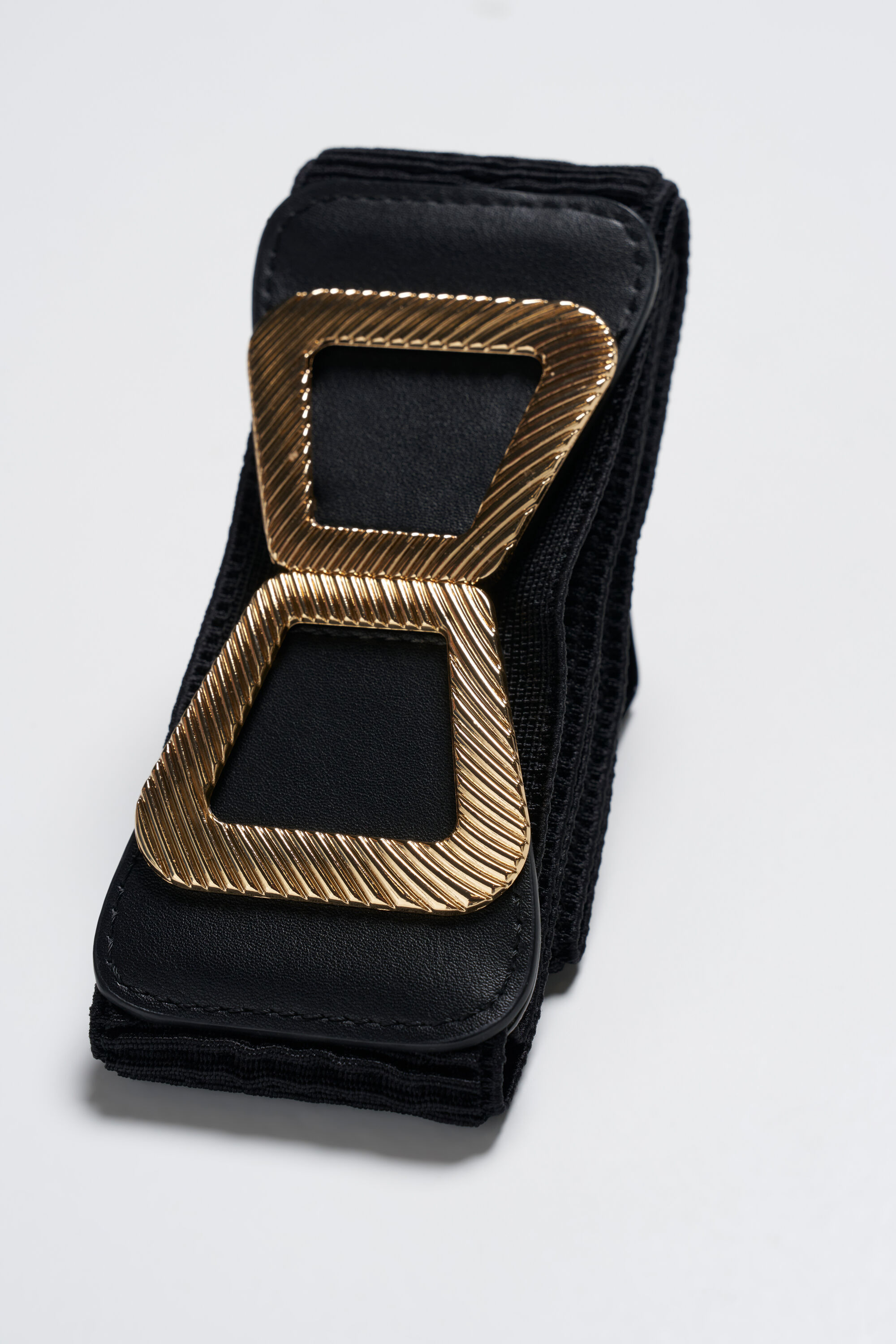 G&uuml;rtel mit goldener Schnalle image number 3