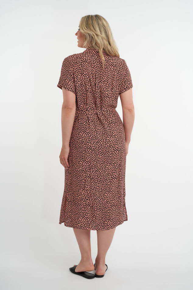 Langes Kleid mit Bindegürtel image number 4