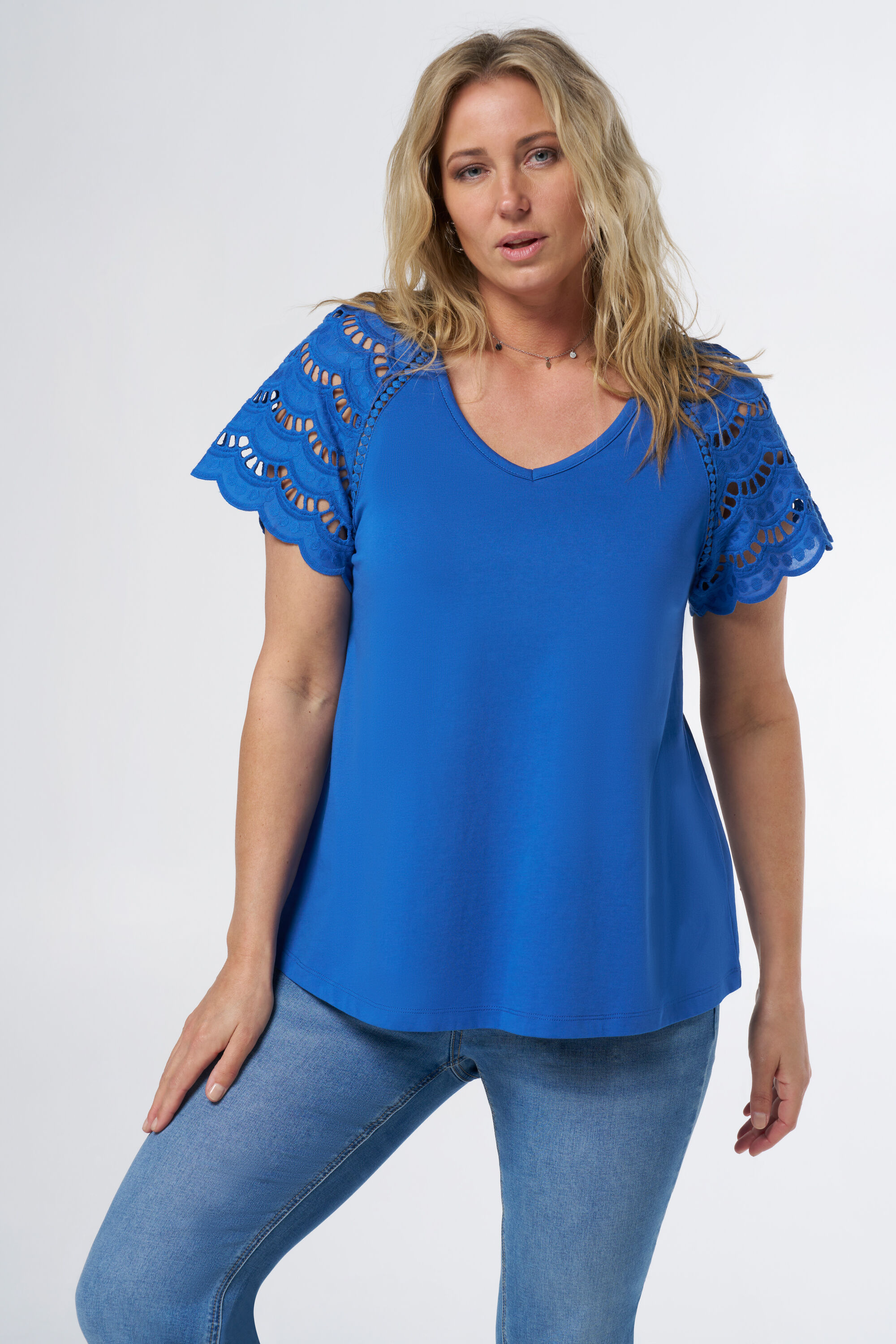T-Shirt mit Details an den &Auml;rmeln image number 0