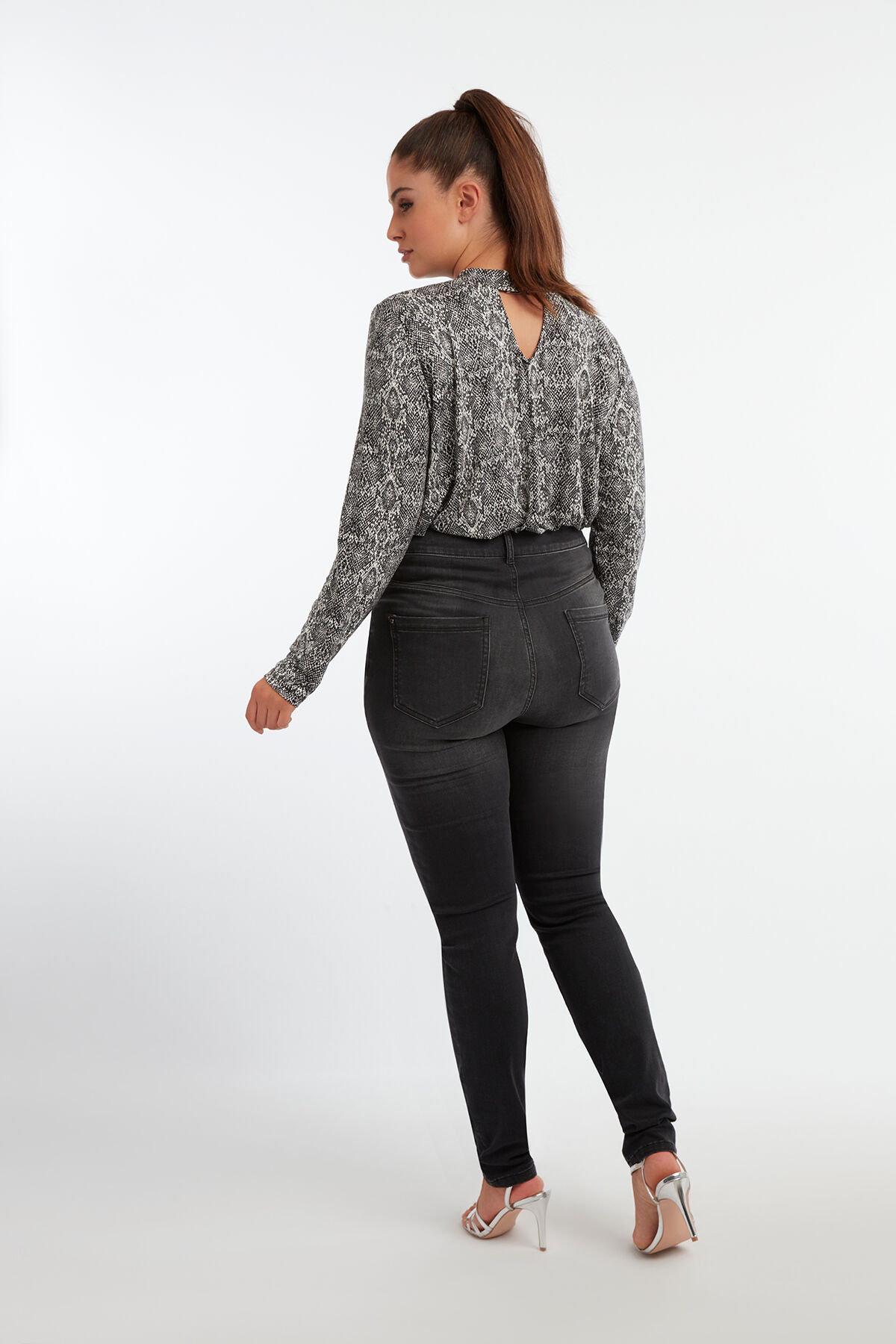 Body mit Schlangen-Print image number 5