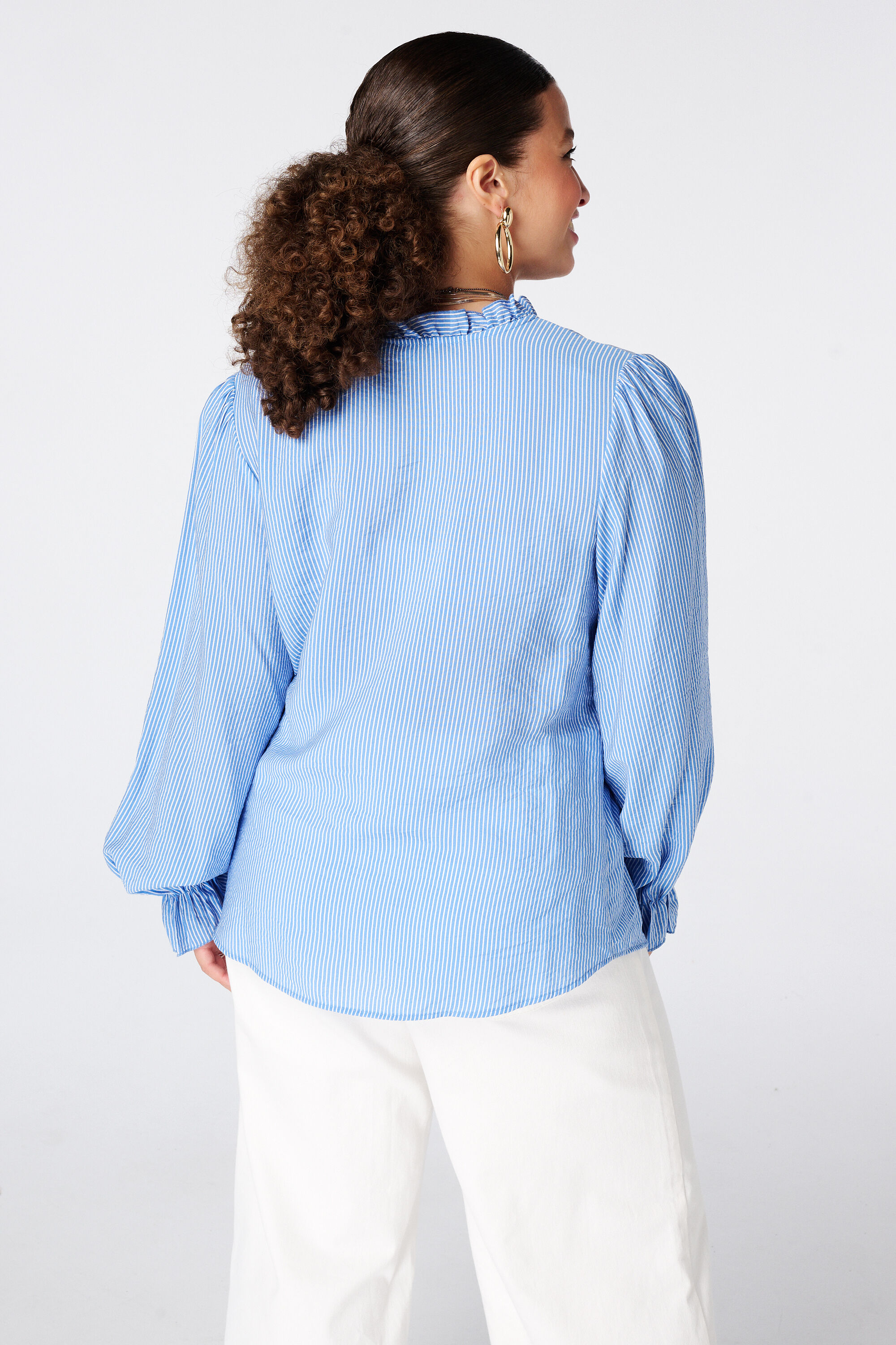 Bluse mit Volants image number 3