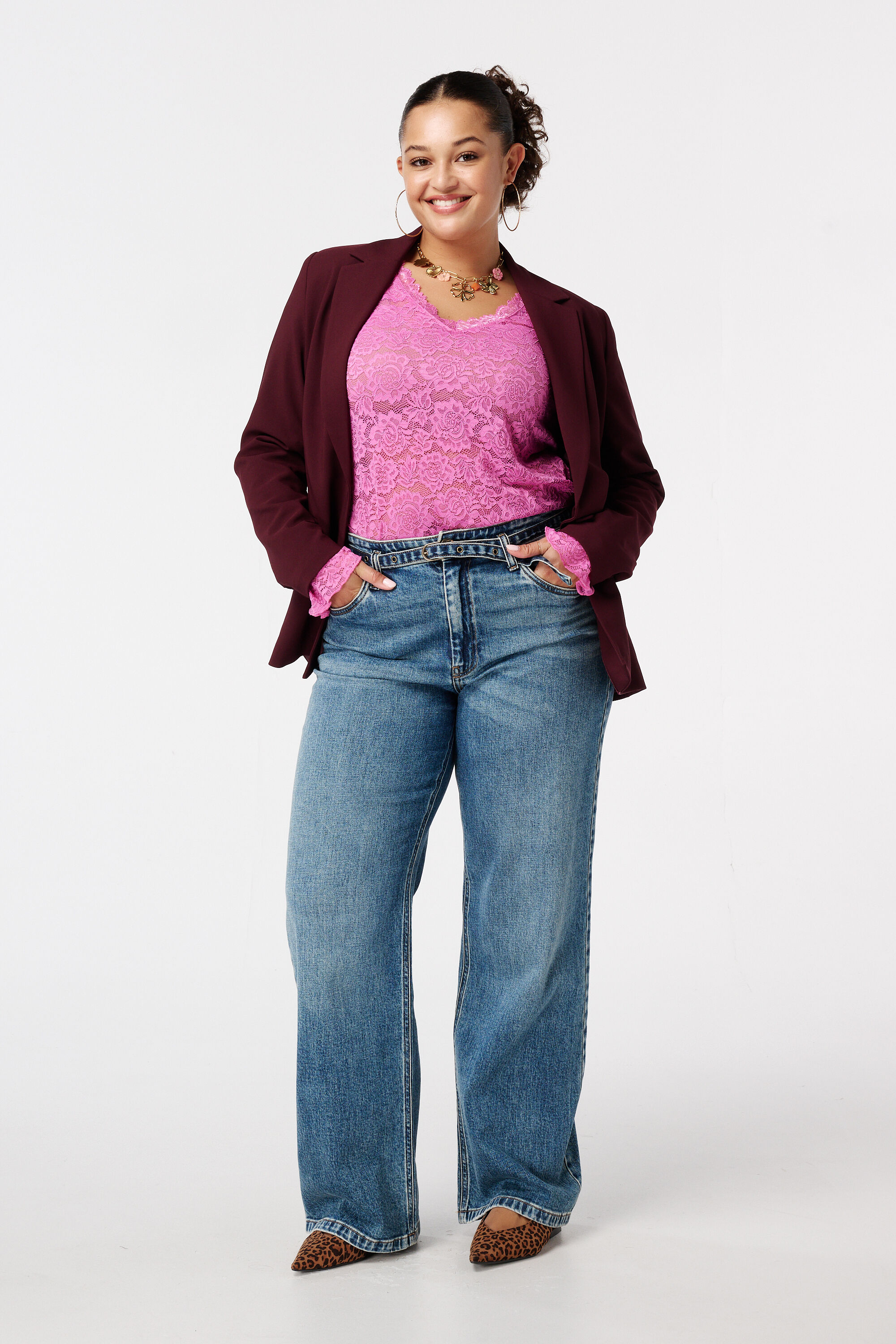 Lace top with long sleeves image number 5