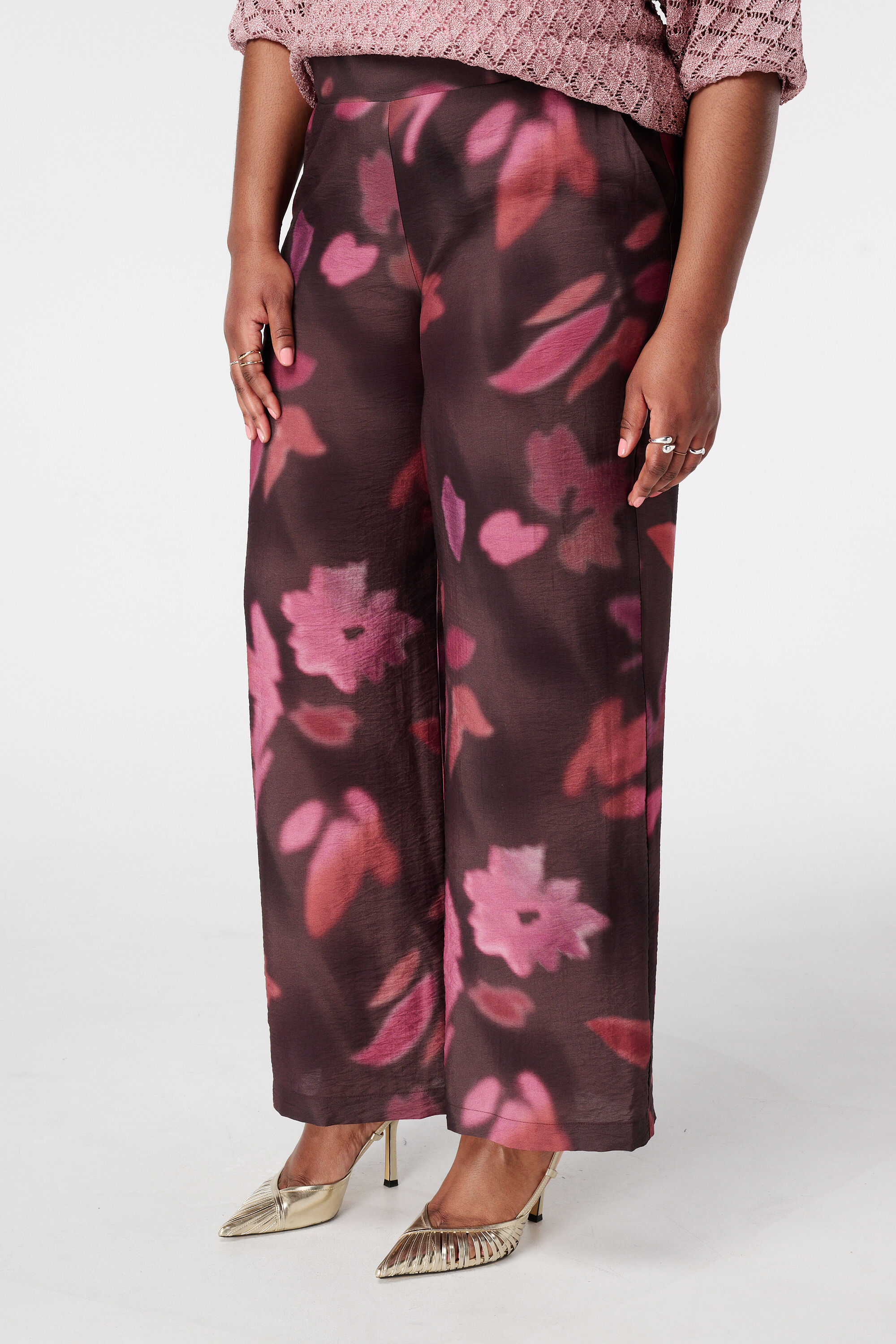 Wide-Leg-Hose mit Print image number 5
