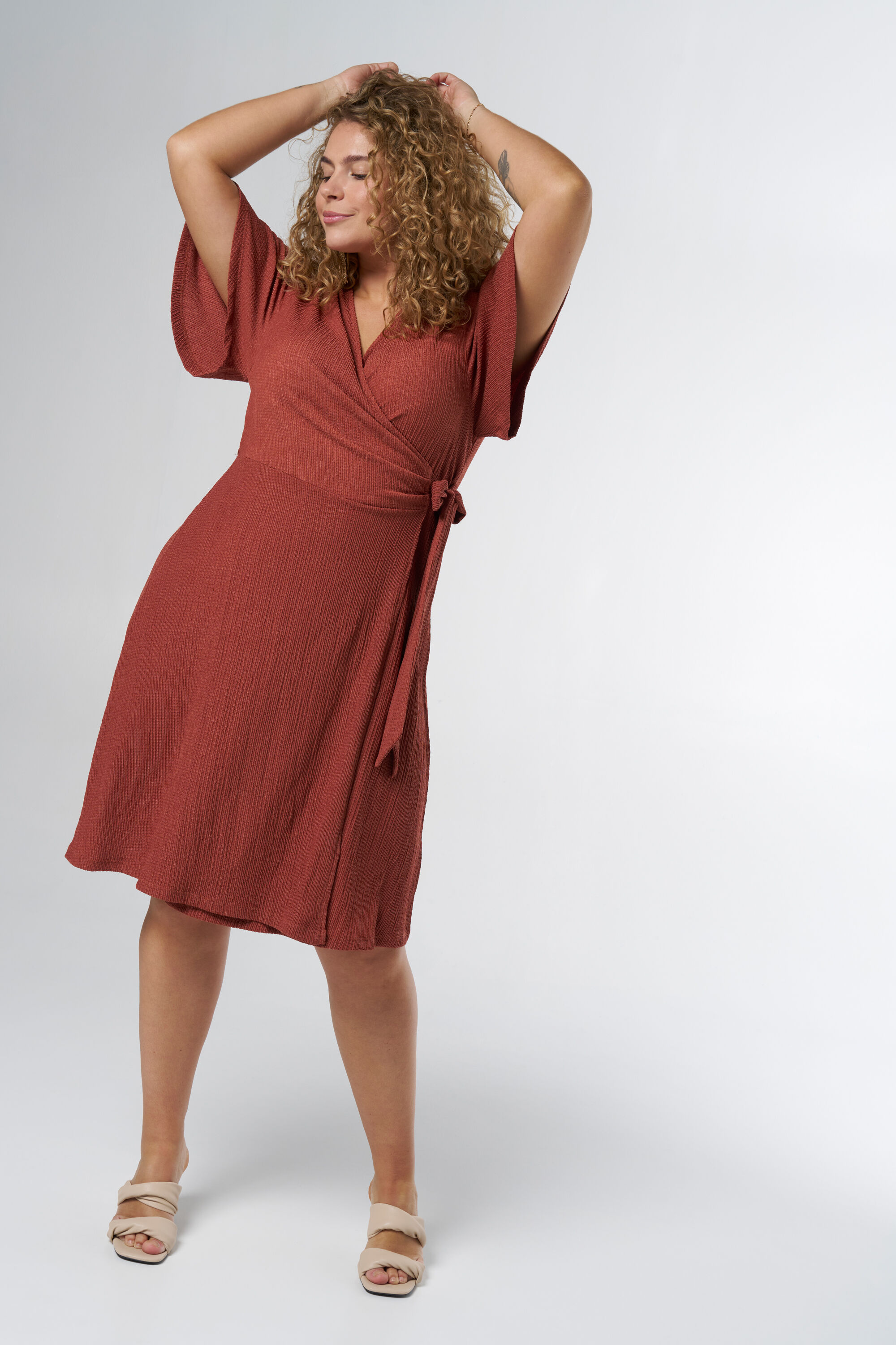 Mittellanges Wickelkleid  image number 5