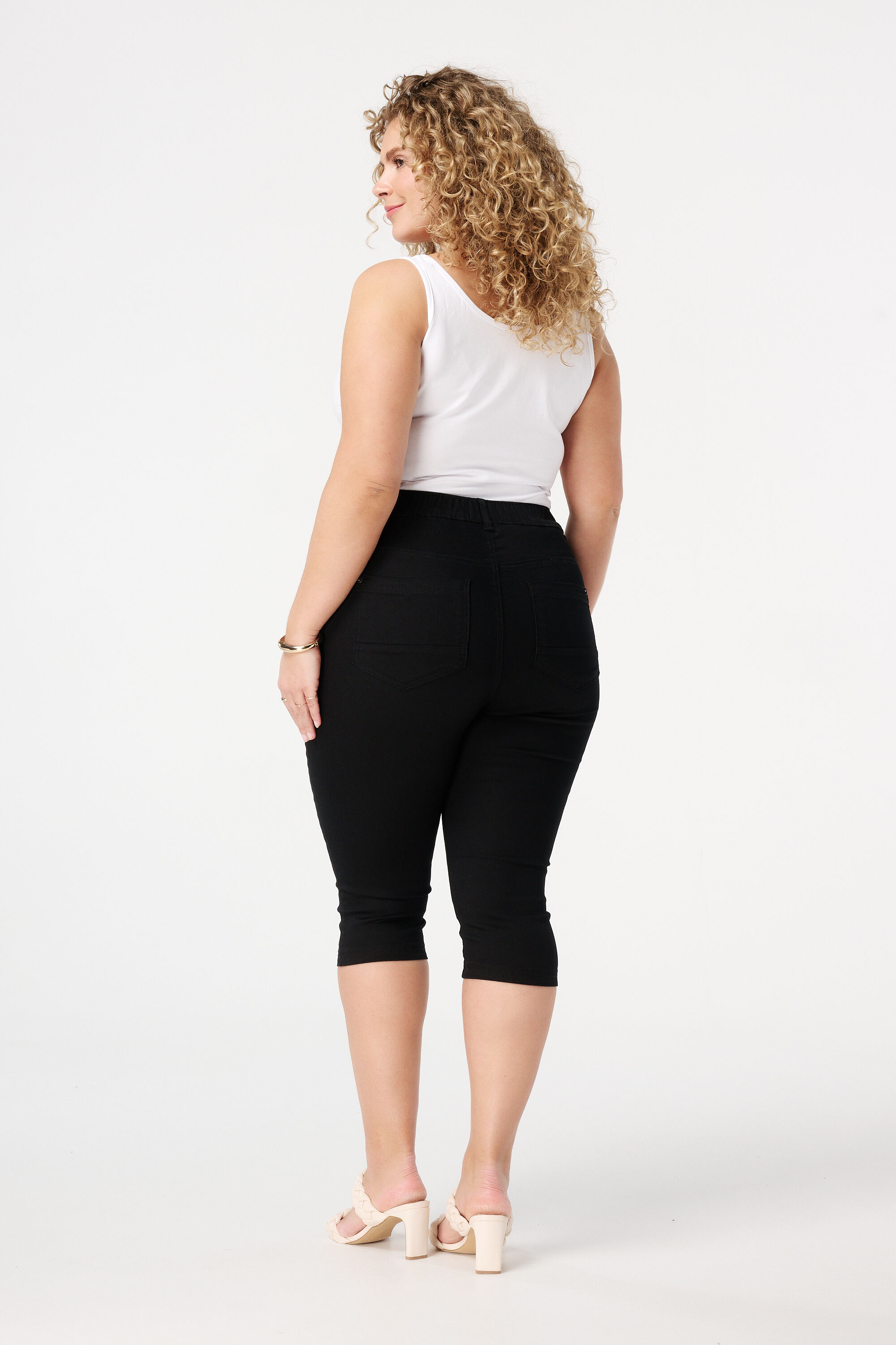 Capri-Treggings  image number 3