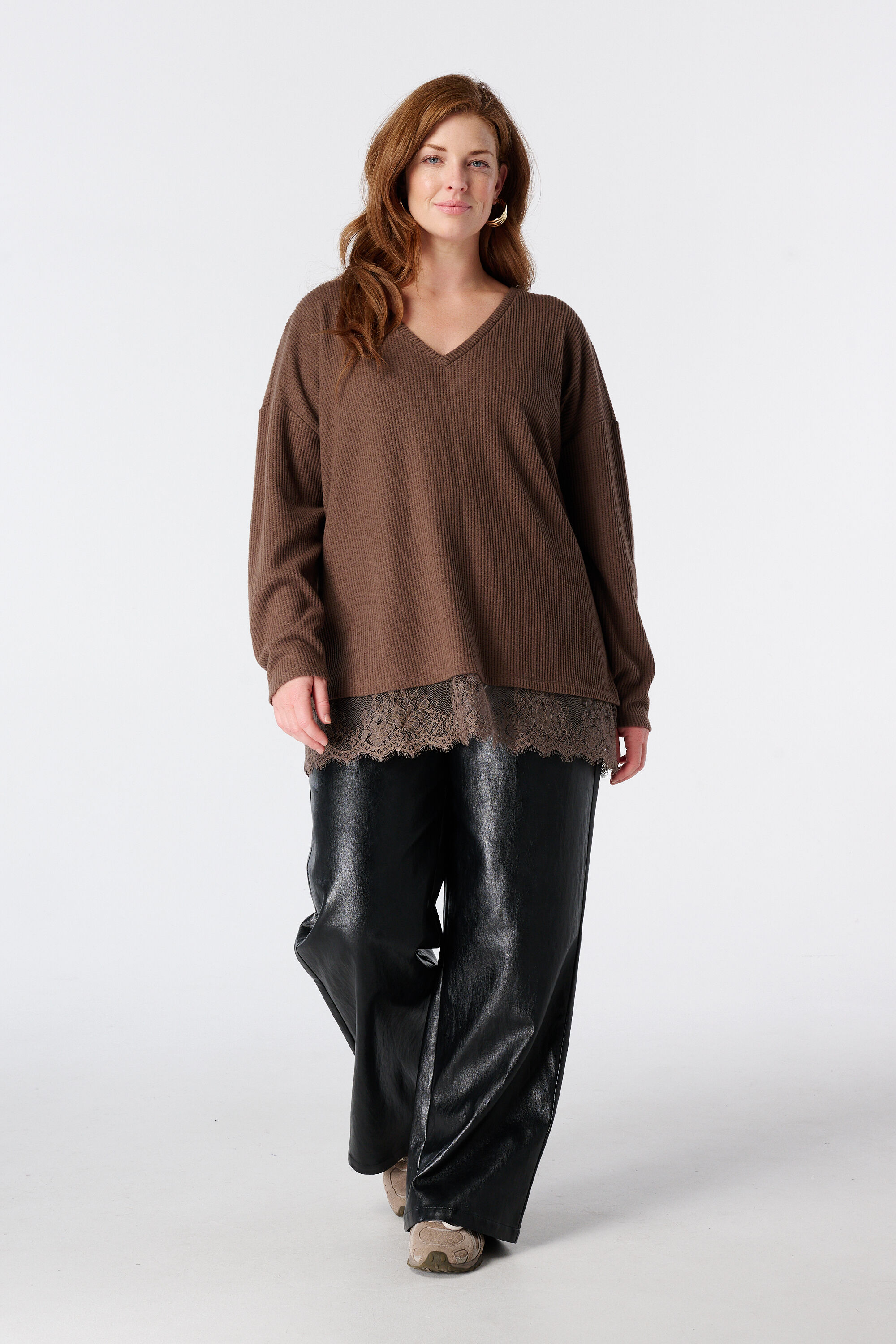 Rippshirt mit Spitze image number 5