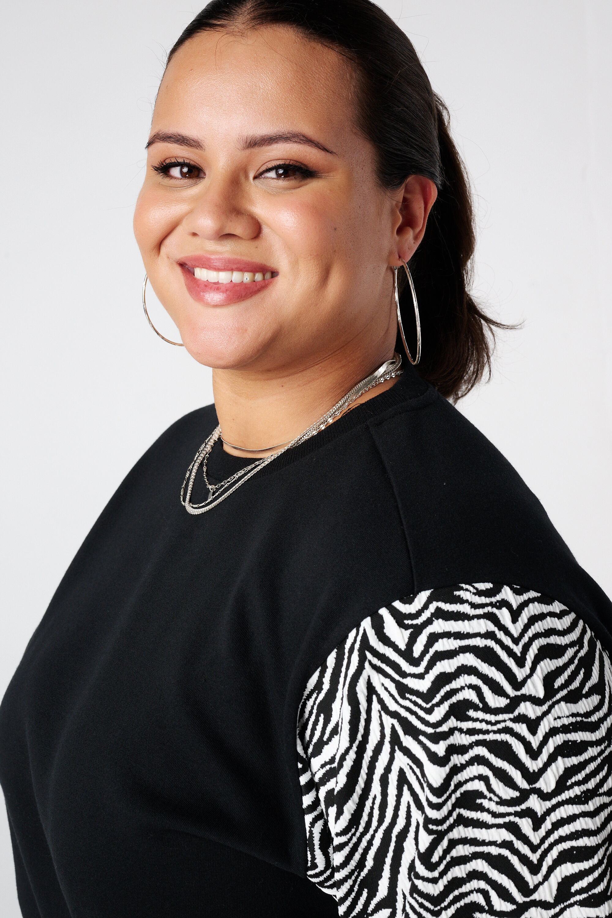 Sweatshirt mit Ballon&auml;rmeln und Aufdruck image number 4