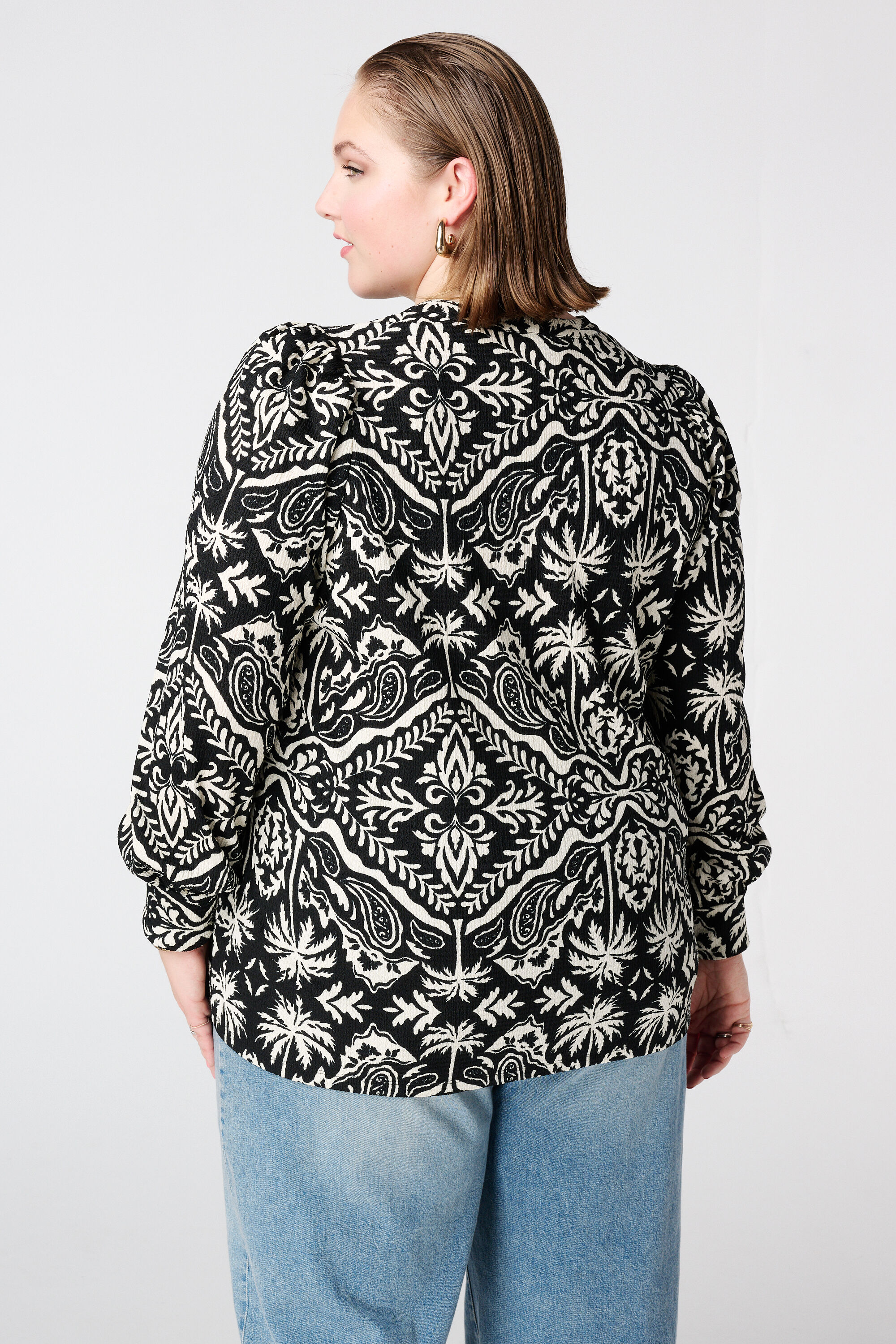 Top mit elegantem Print image number 3