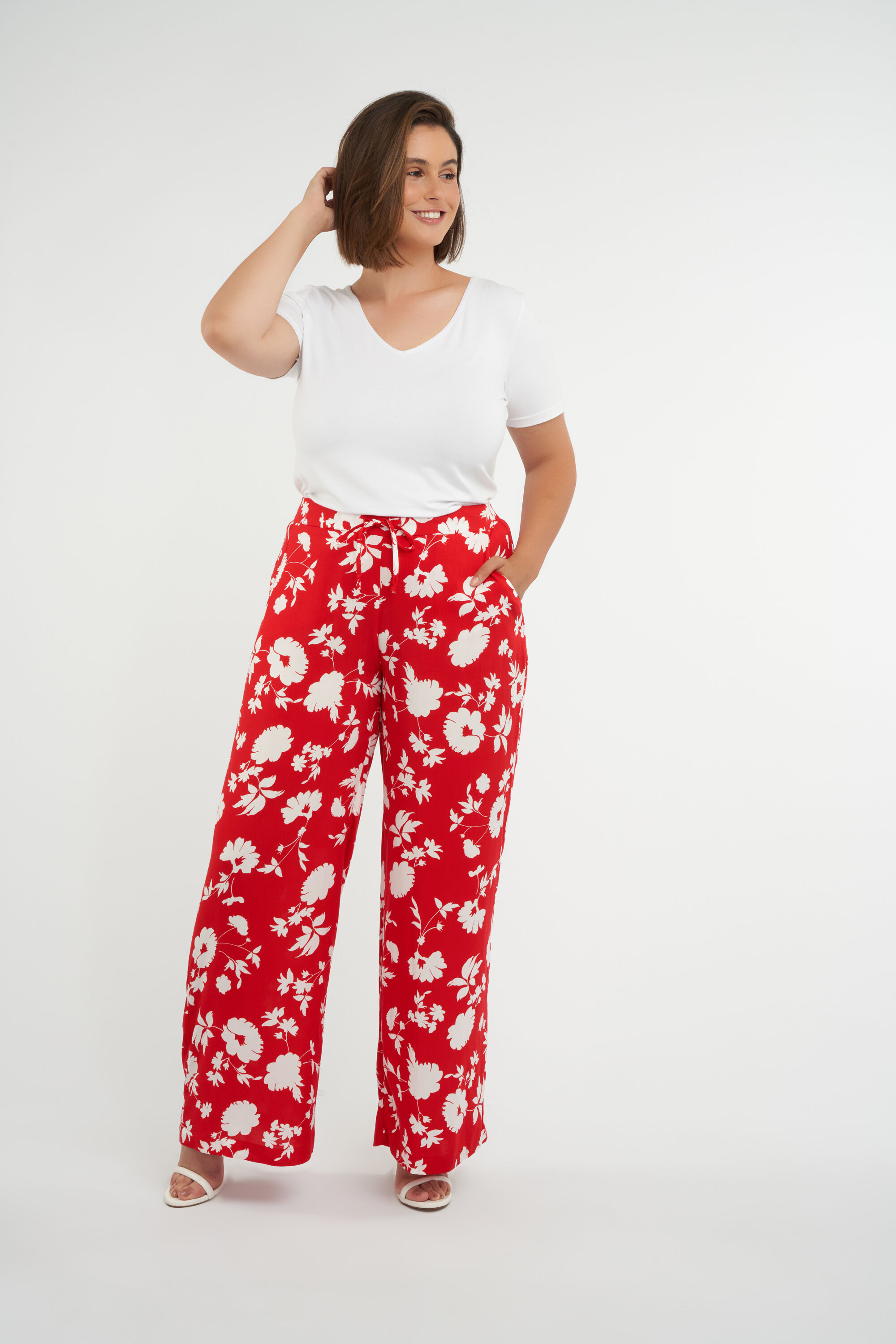 Weite Hose mit Print image number 5