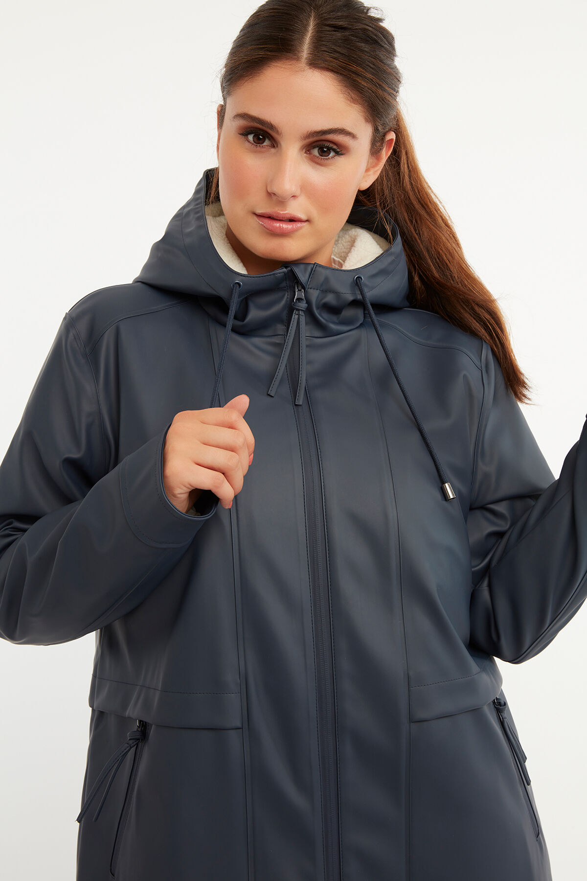 Regenmantel mit Teddyfutter image number 3