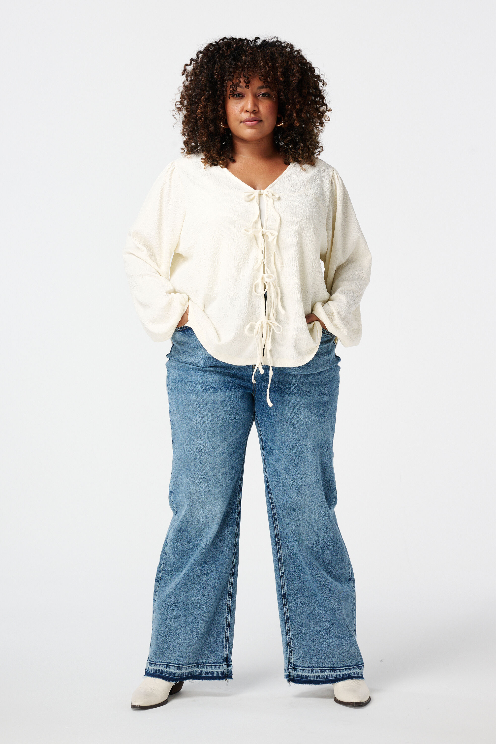 Top mit Schleifendetail image number 5