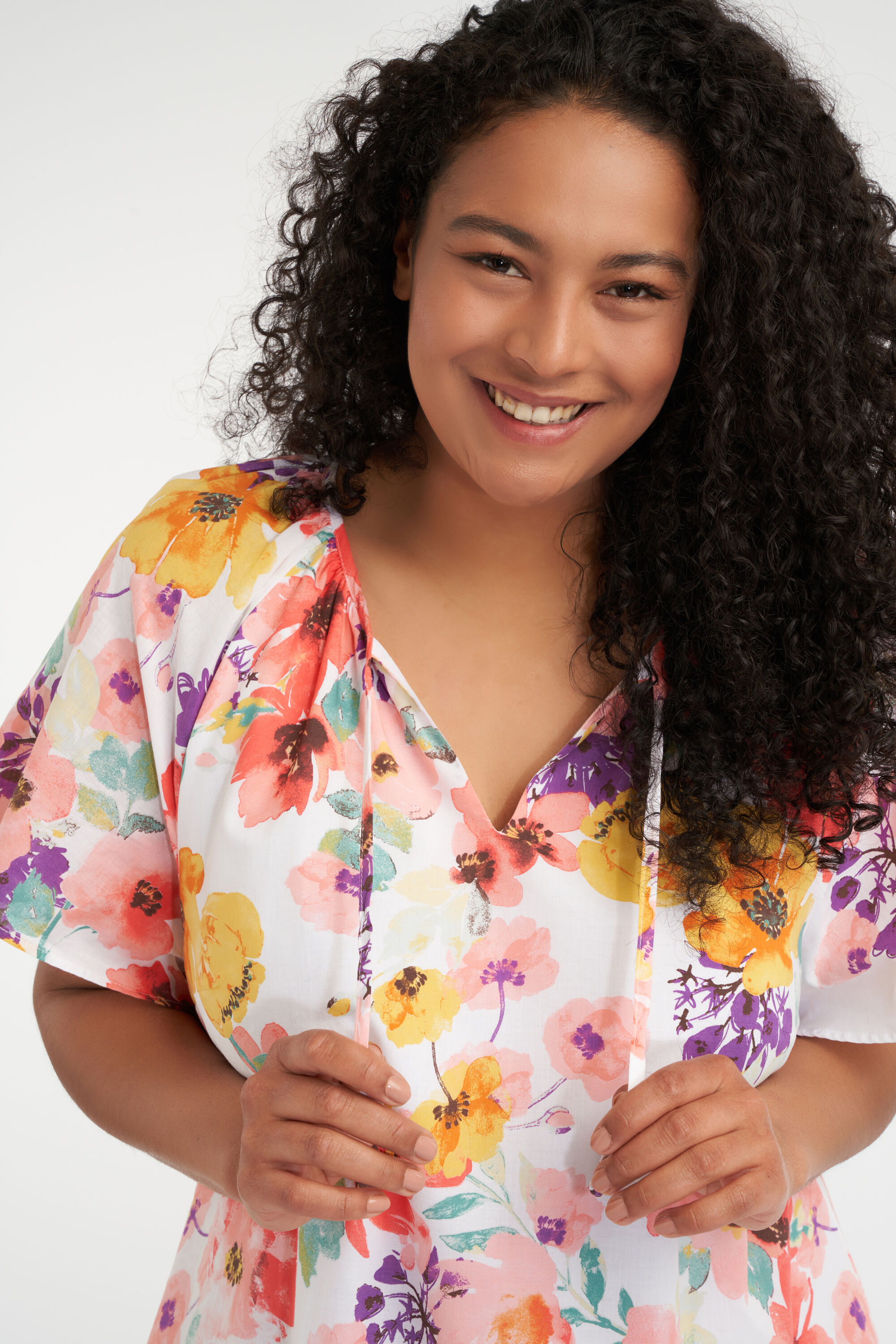 Kurzes ausgestelltes Kleid mit Print image number 4