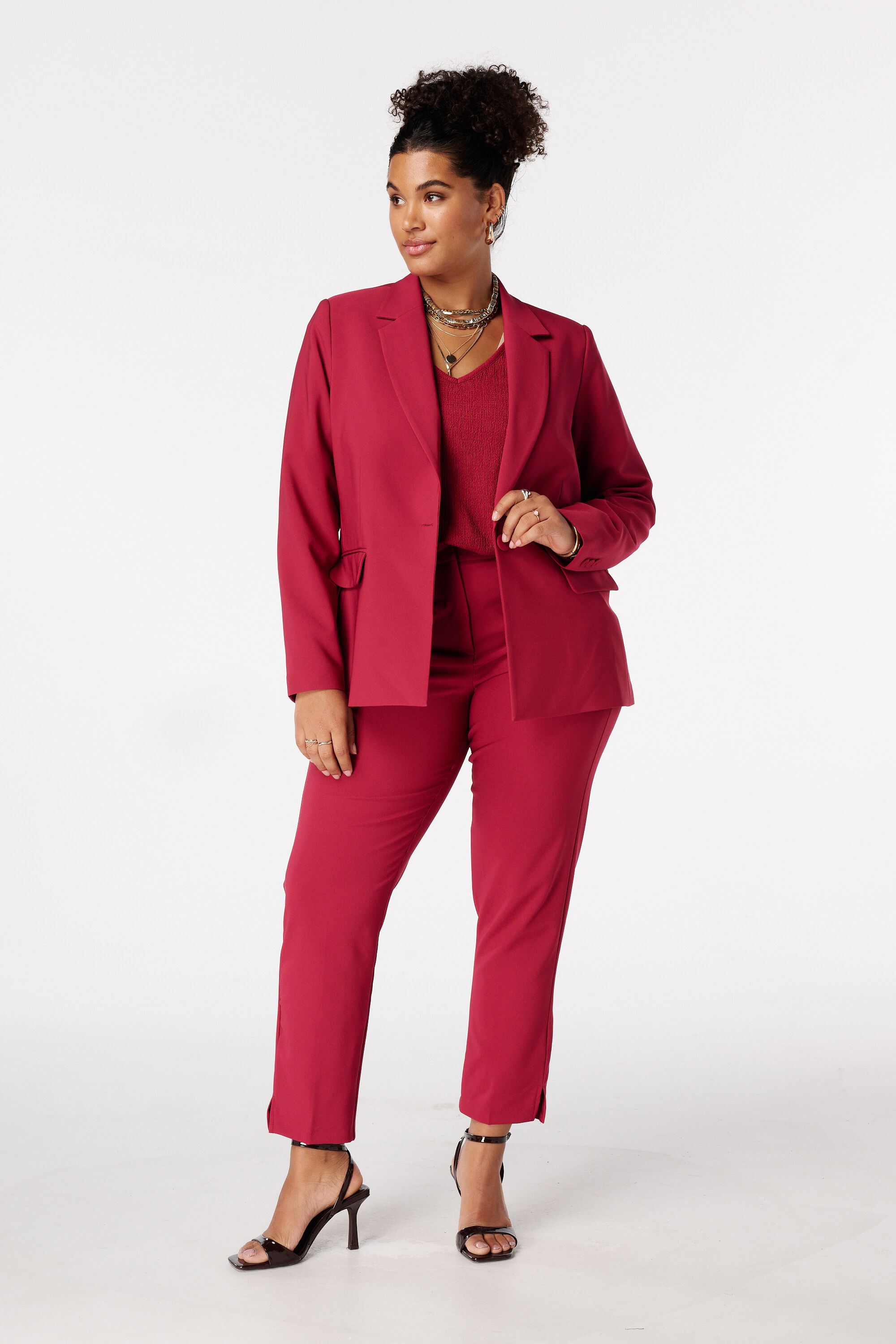 Blazer image number 3