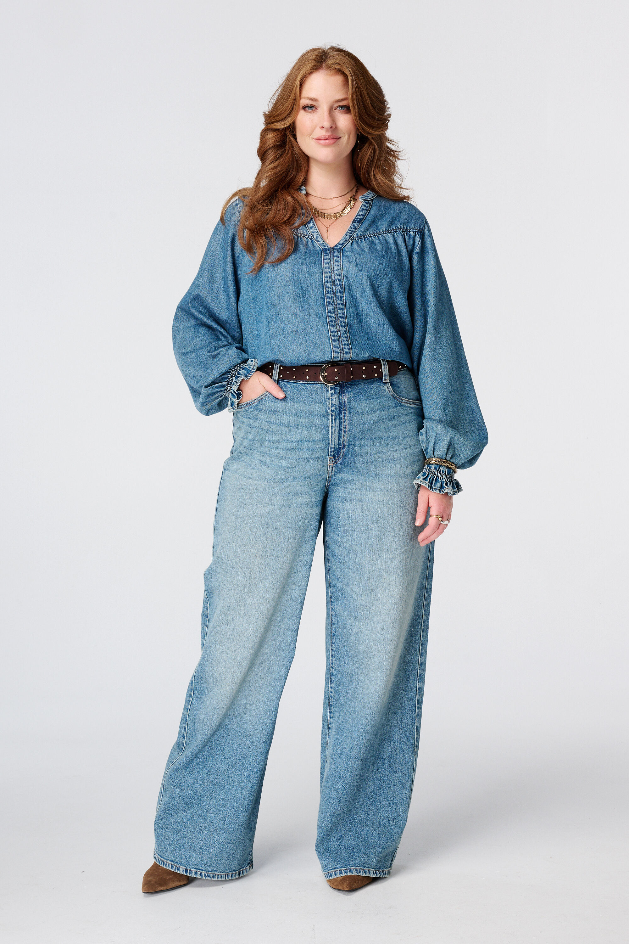 Weite Jeans mit hoher Taille