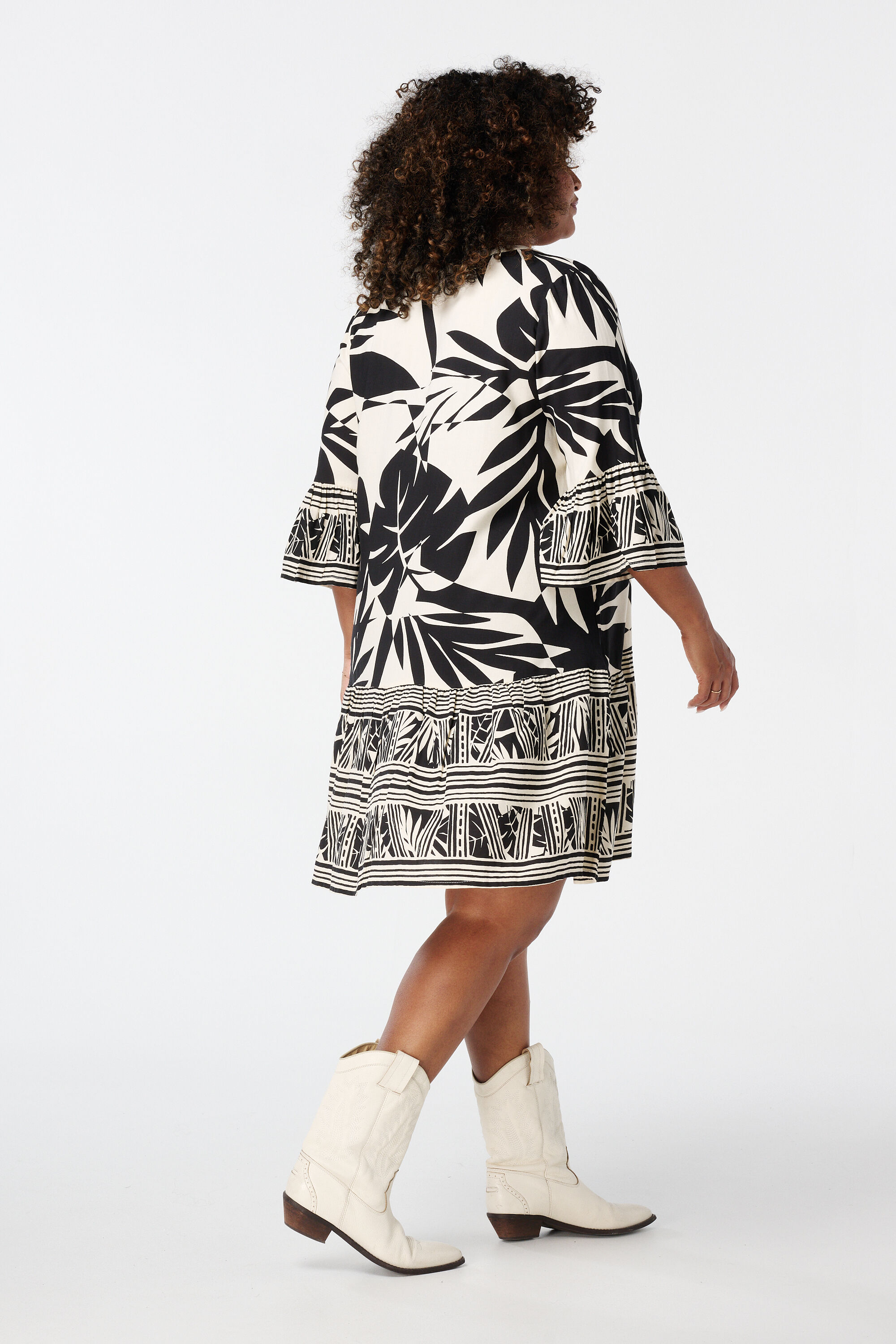 Leichtes Kleid mit Print  image number 3