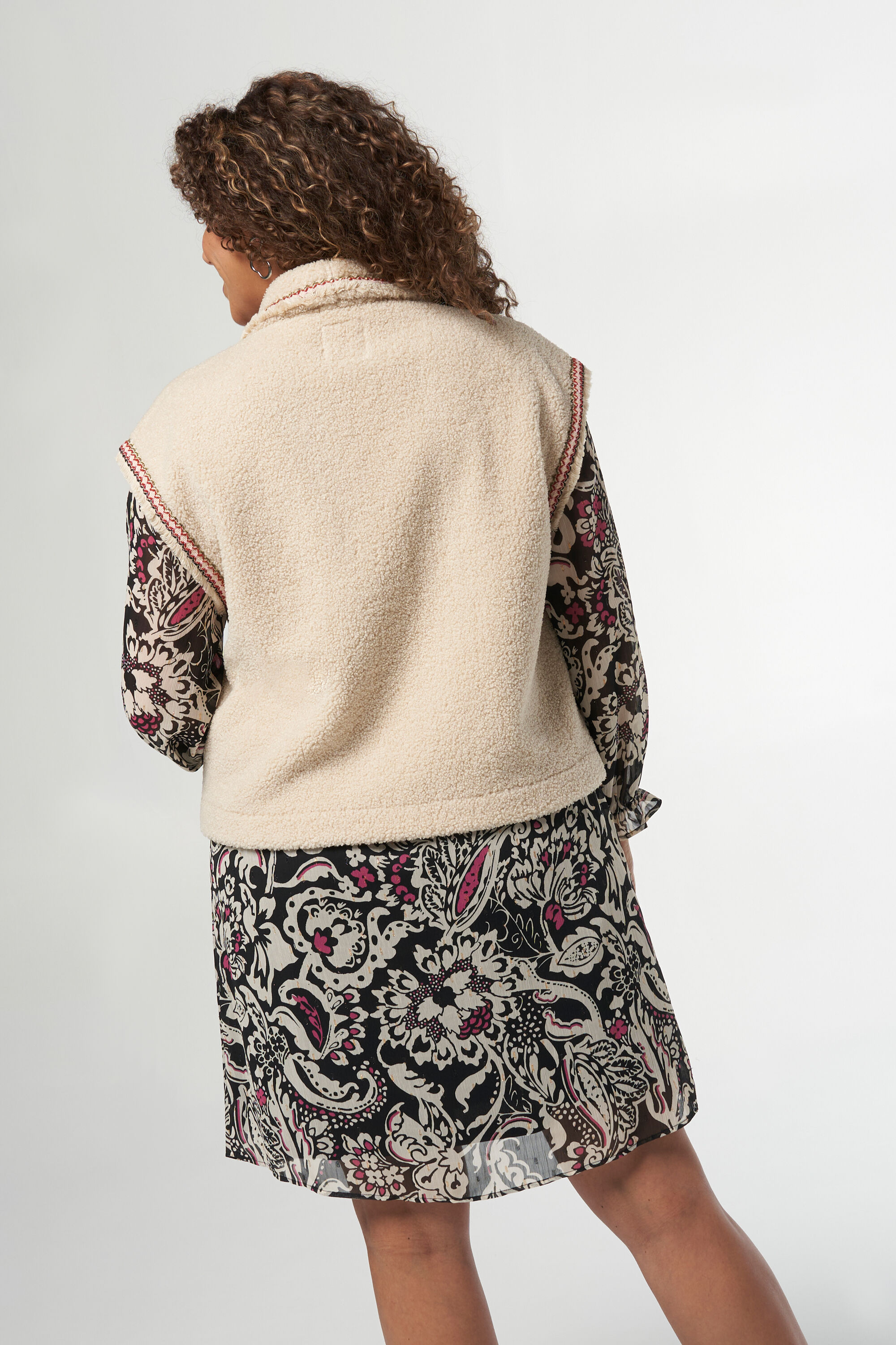 Teddyweste mit Details image number 3