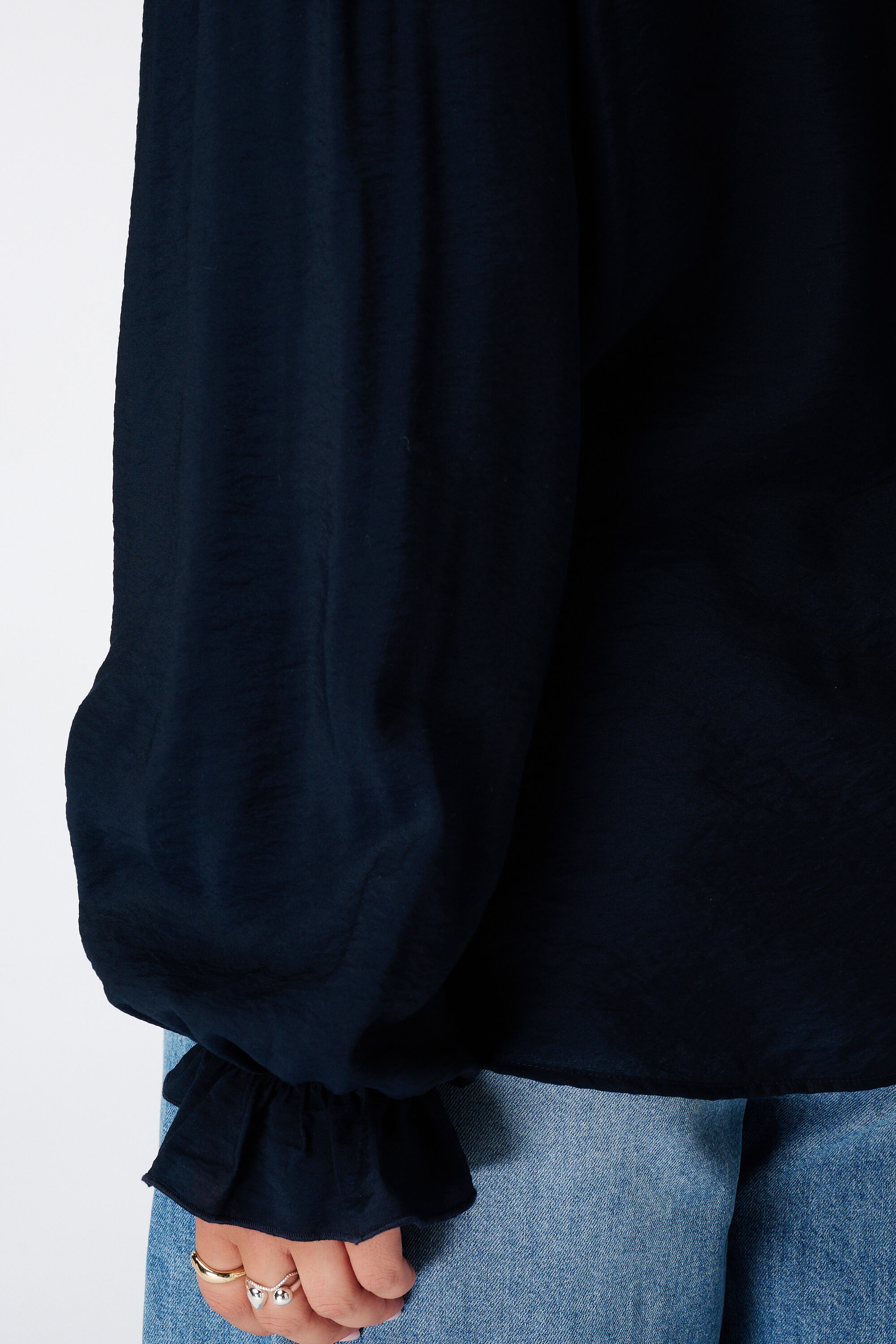 Bluse mit Volants image number 6