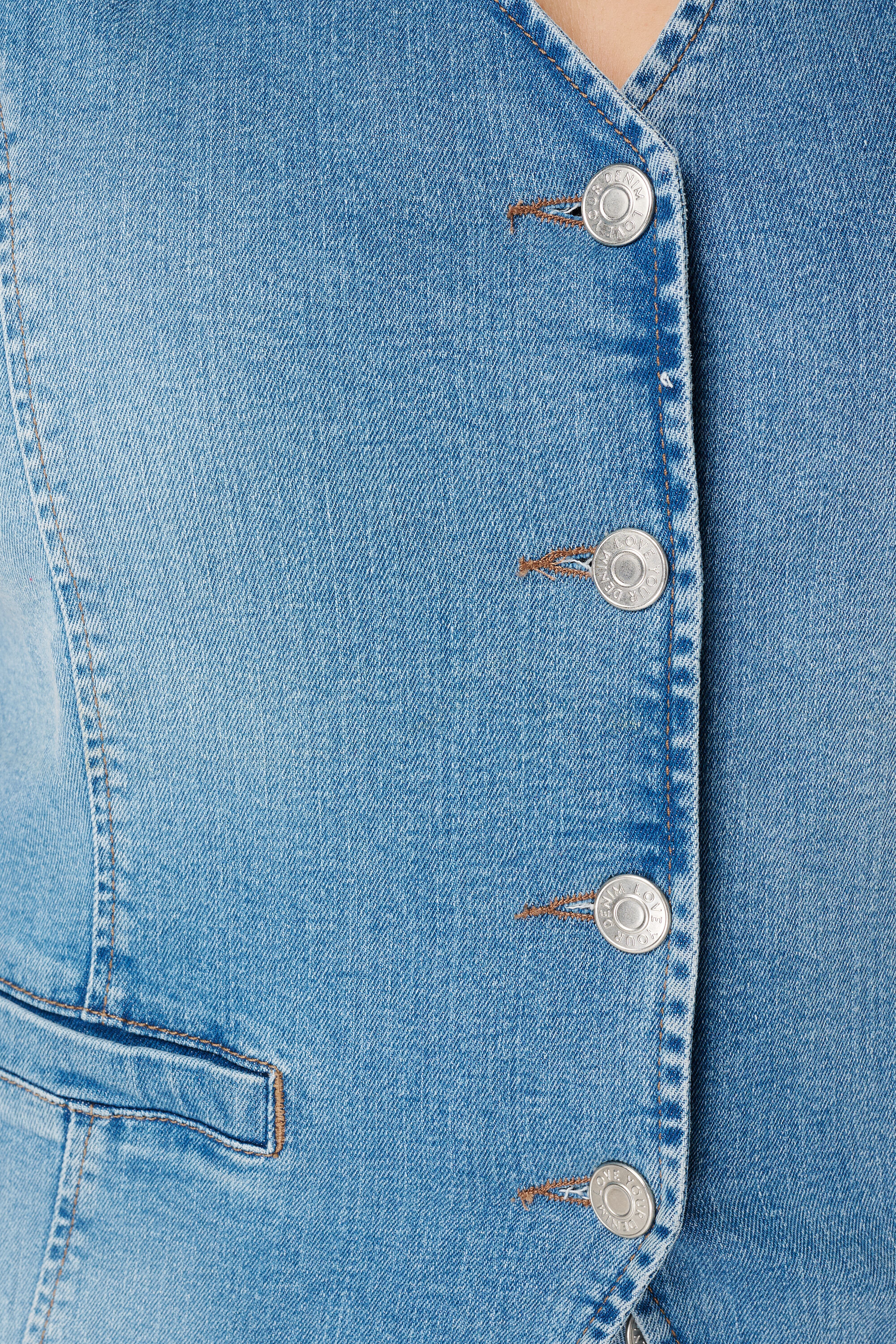 Langes Denim Gilet image number 6