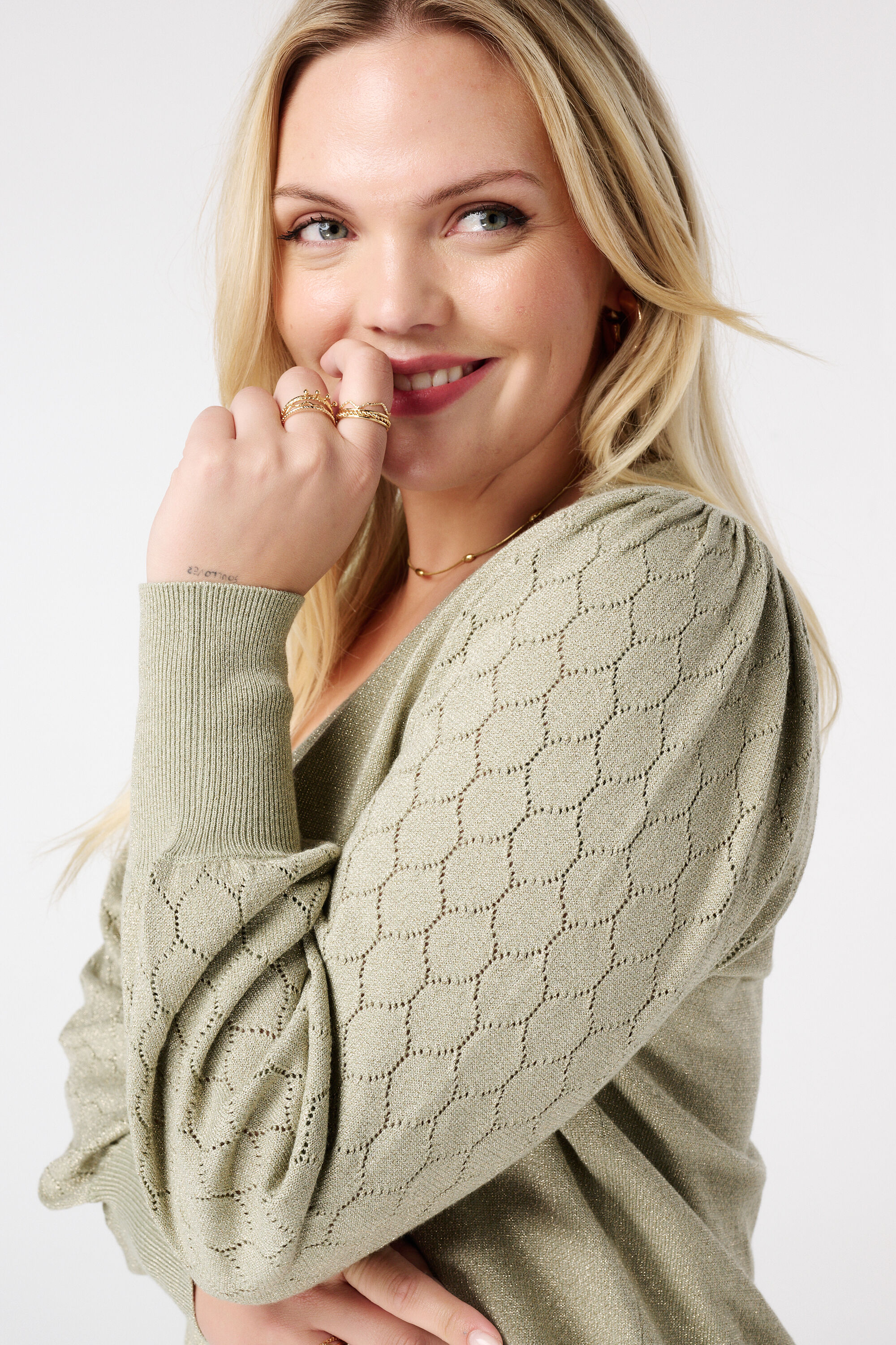 Pullover mit Lurex und Details an den &Auml;rmeln image number 4