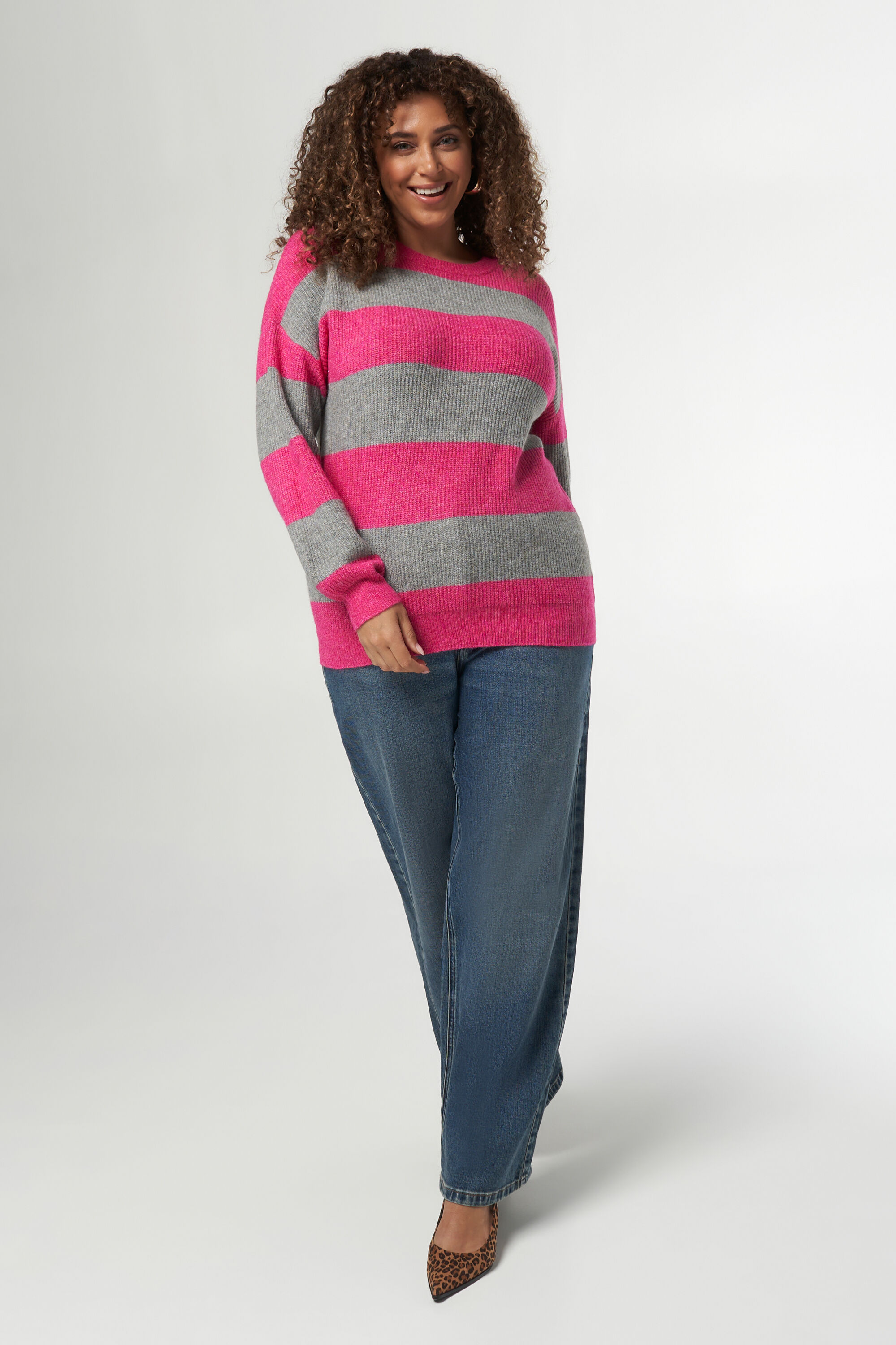 Zweifarbiger Pullover image number 5