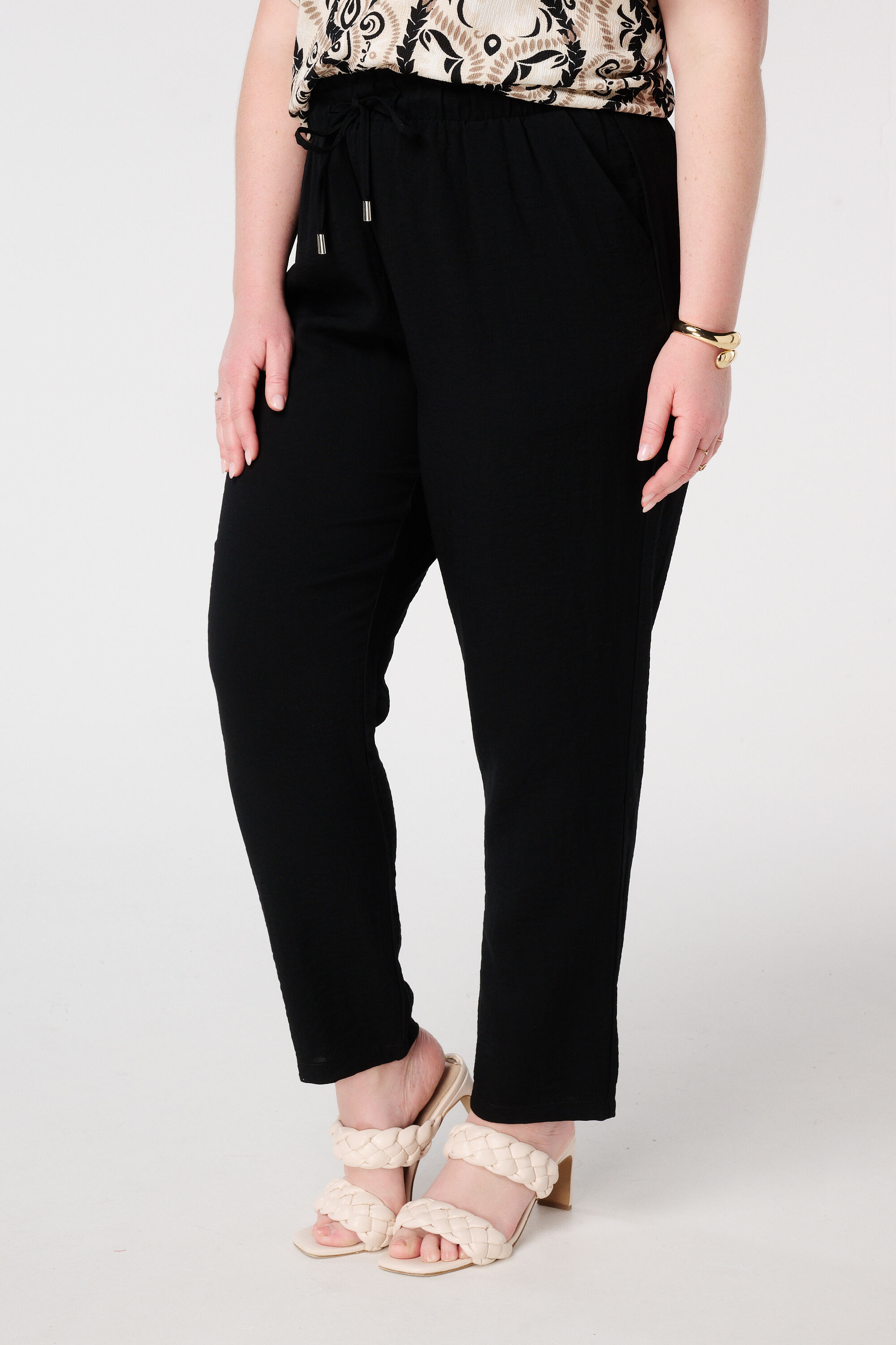 Bequeme Hose mit Tunnelzug image number 5