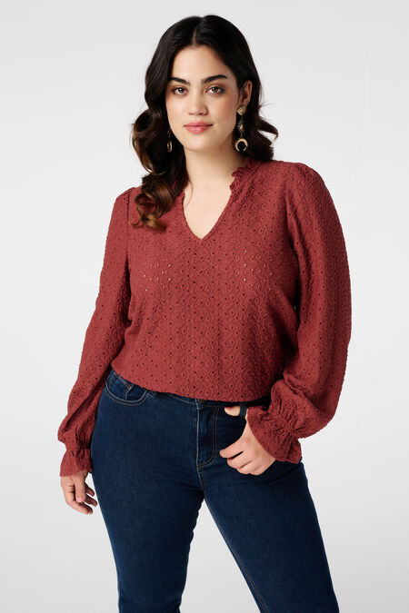 Top mit Stickereidetails  Top mit Stickereidetails