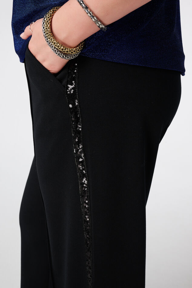 Weite Hose mit Stretch und Seitenstreifen image number 4