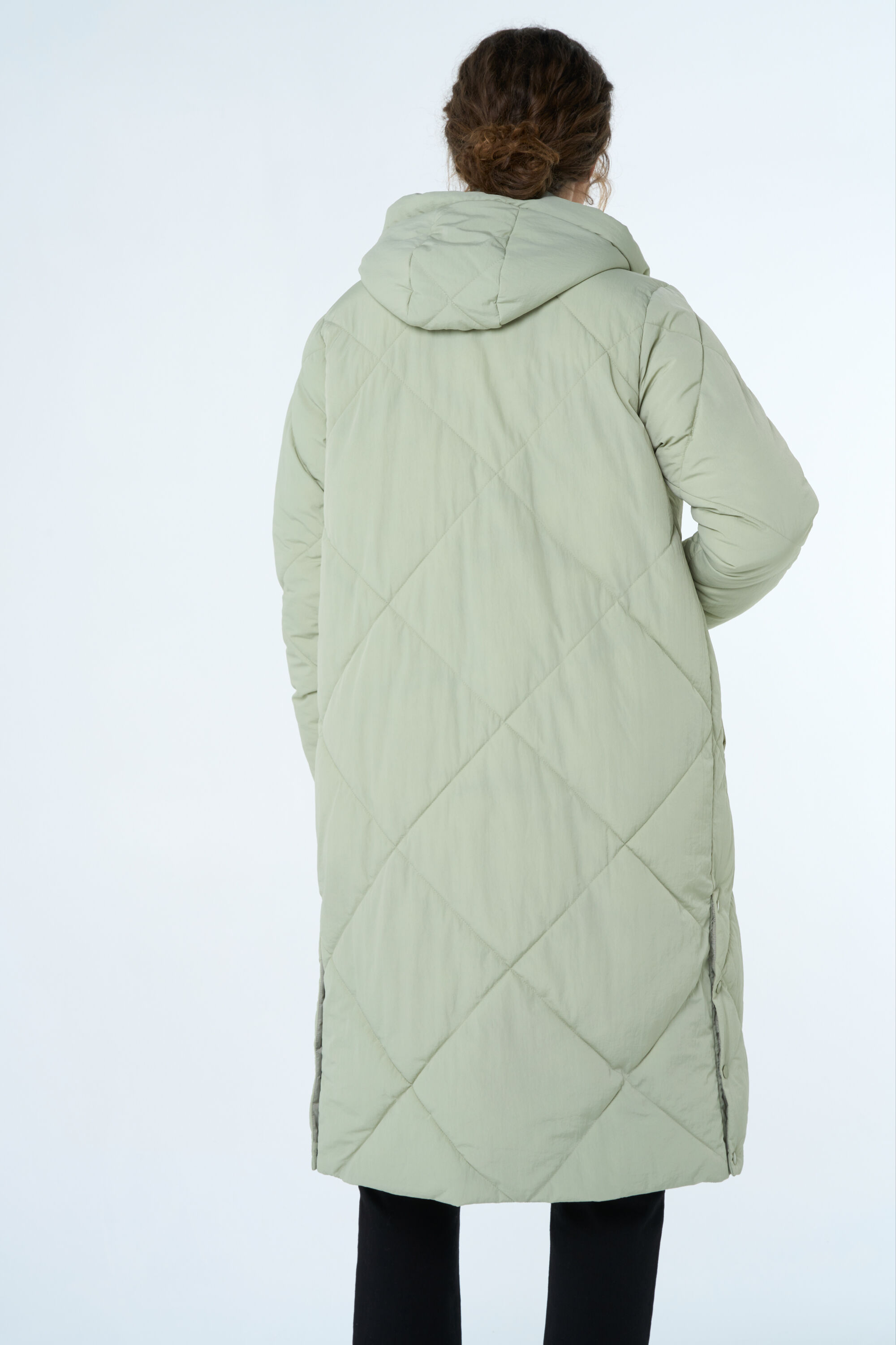 Lange Steppjacke mit Kapuze  image number 4