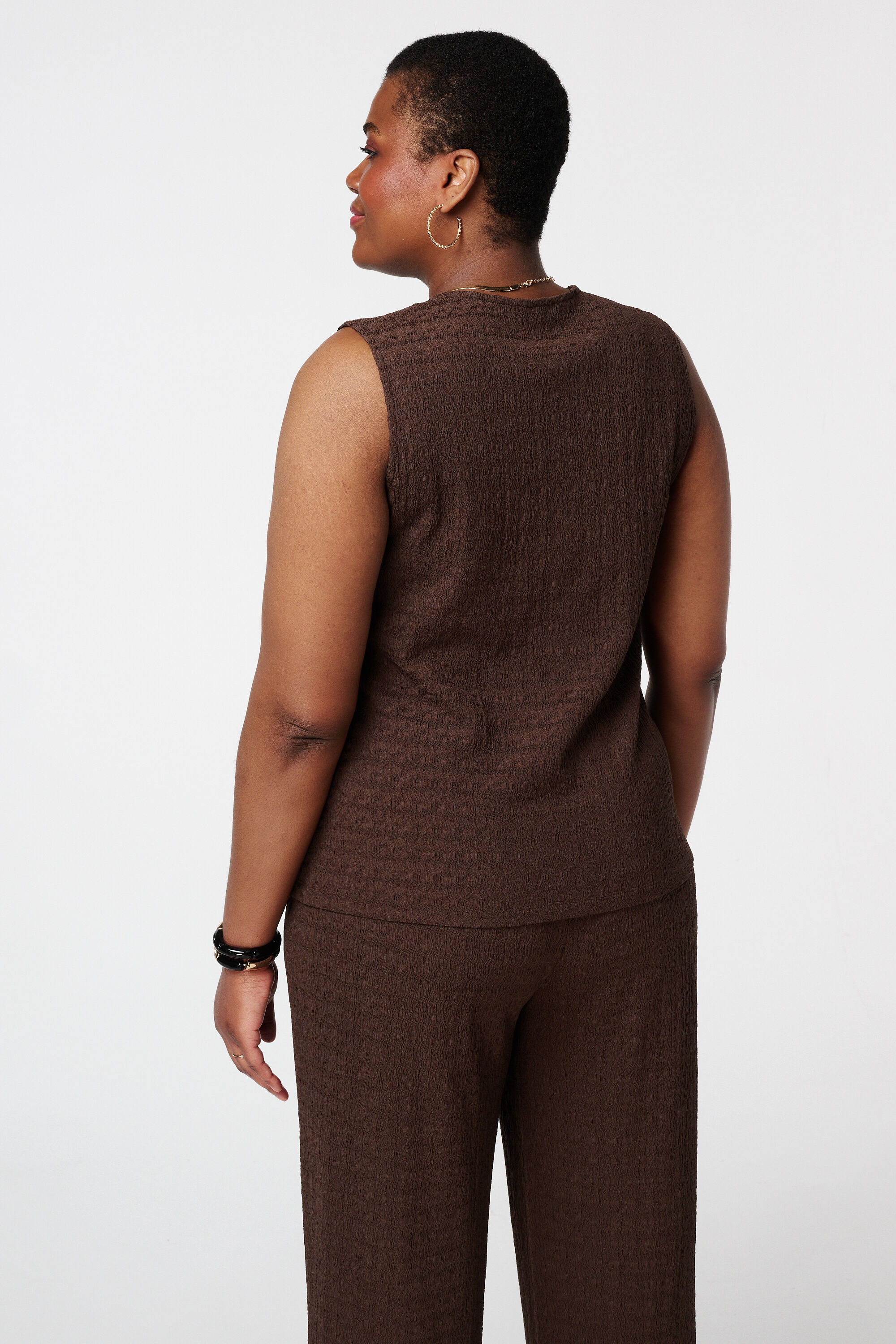 Braunes gekn&ouml;pftes Tank-Top image number 3