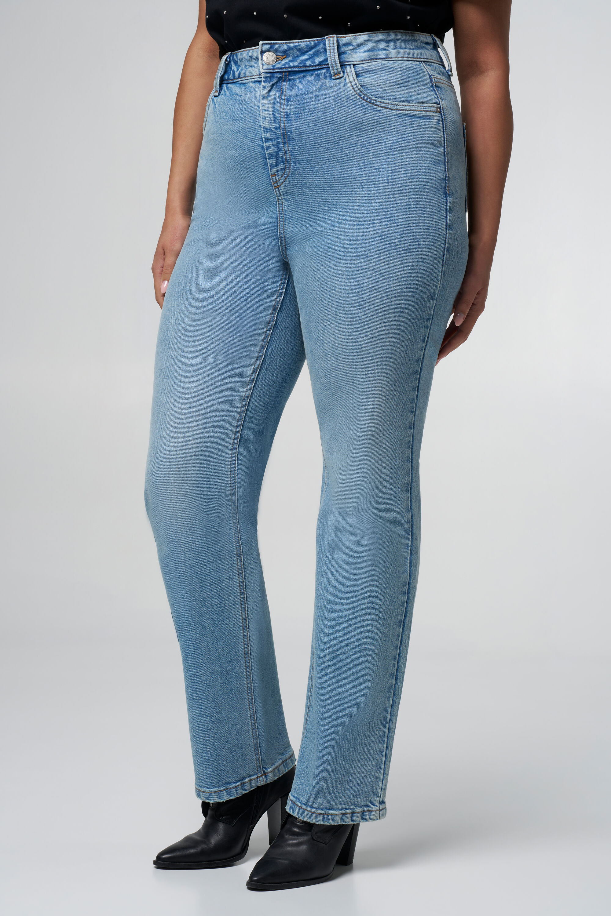 Weite Straight-Leg-Jeans  image number 5