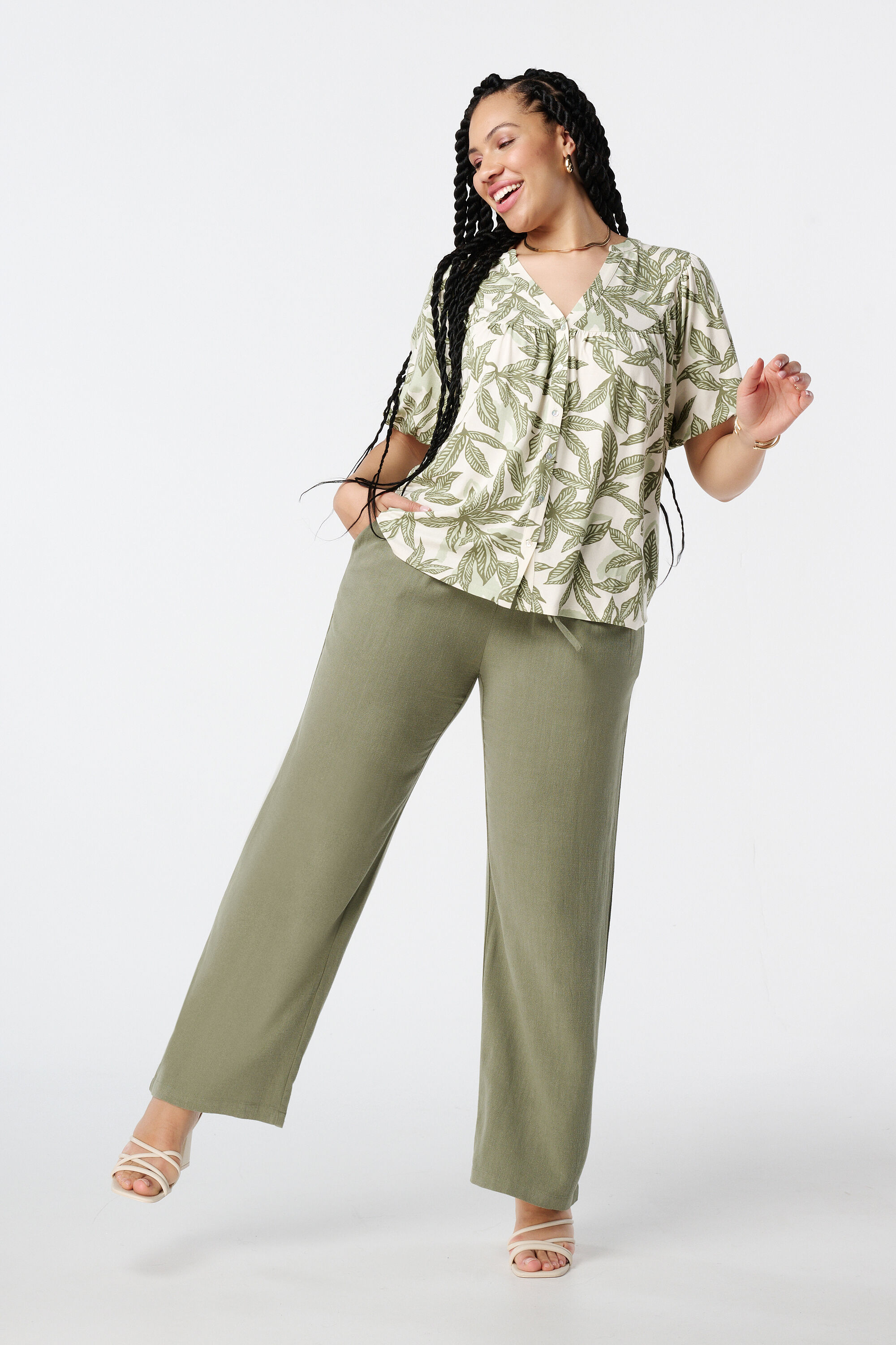 Luftiges Oberteil mit Print image number 5