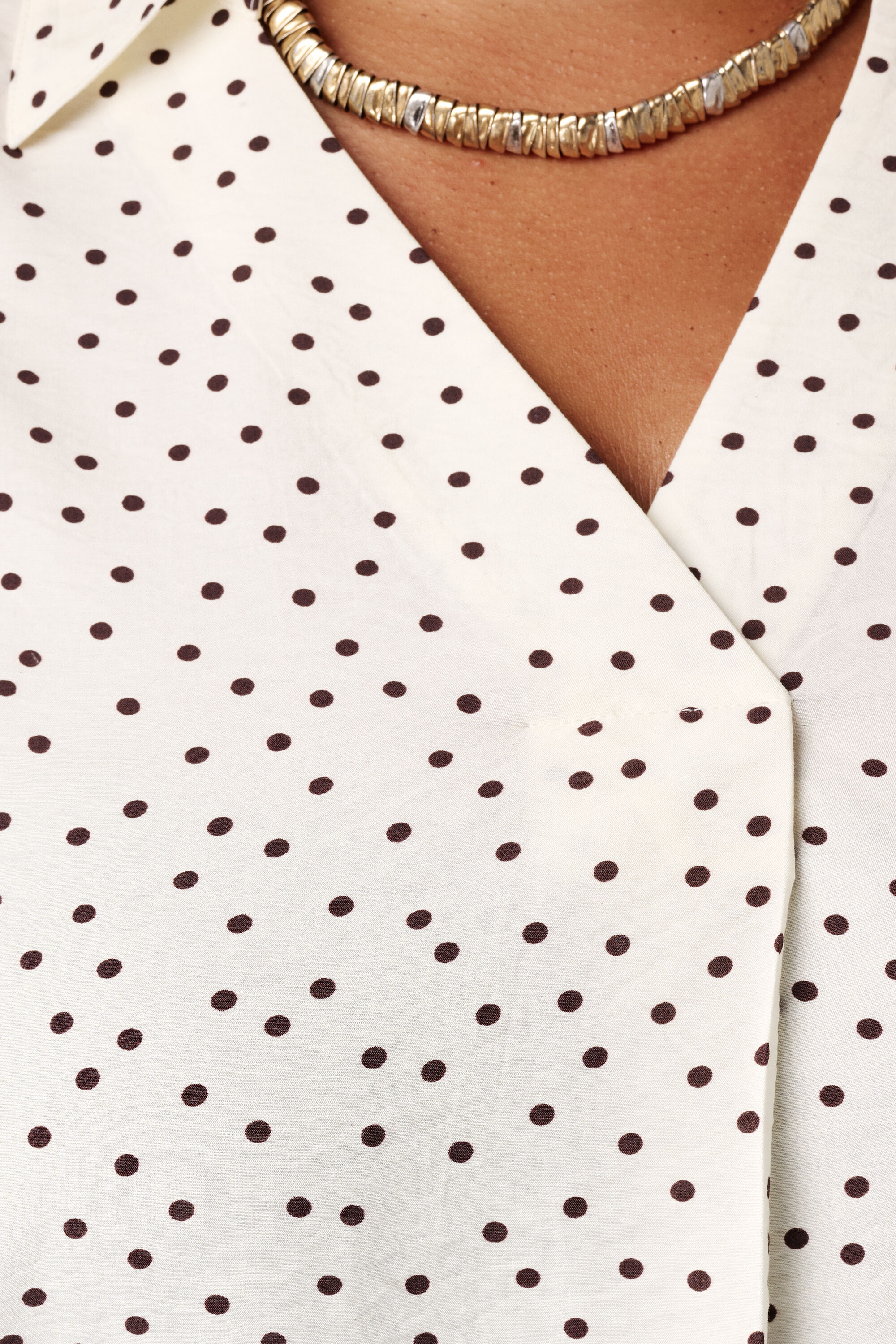 Bluse mit Punkten image number 6