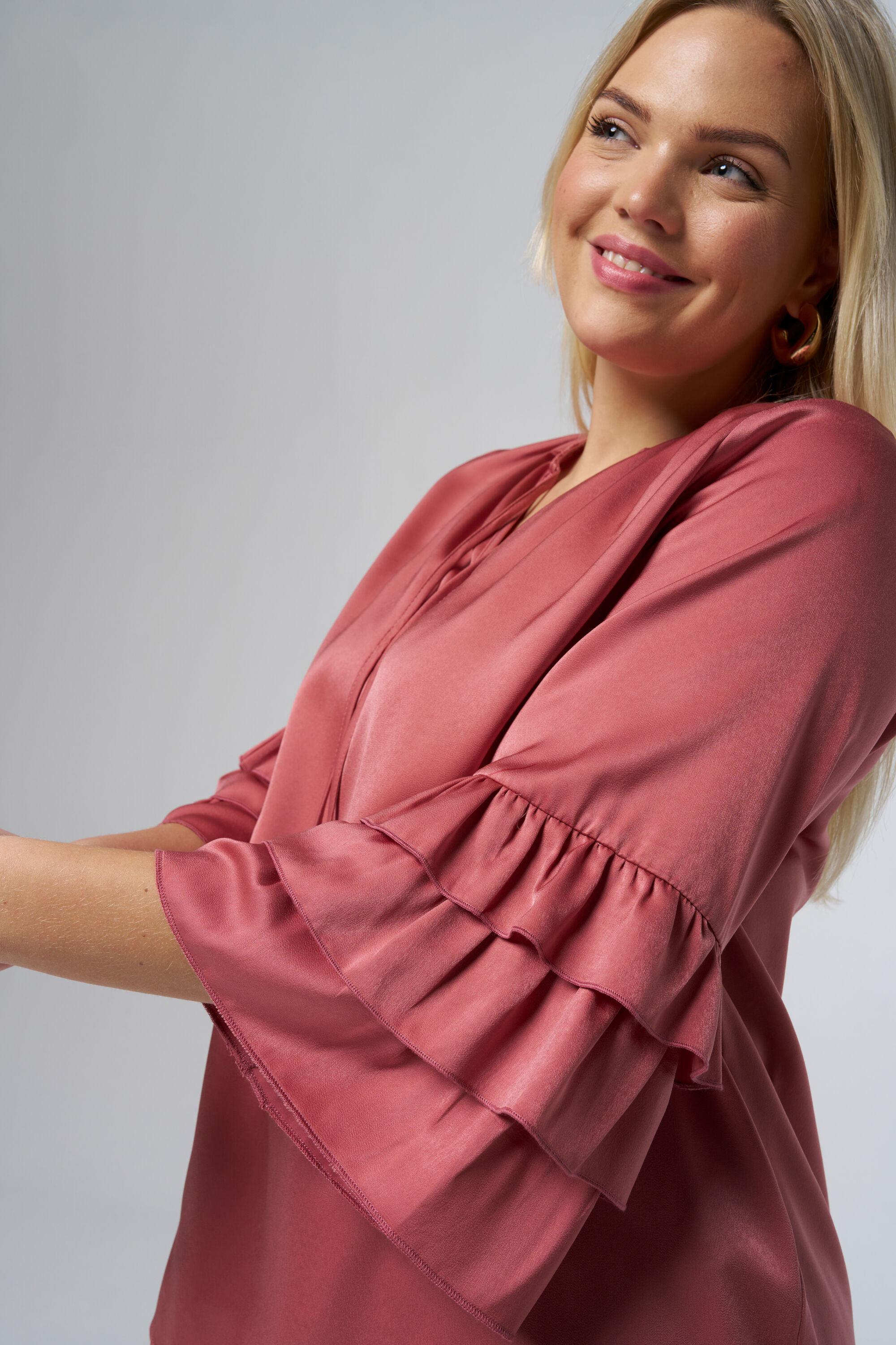 Bluse mit Volant&auml;rmeln image number 4