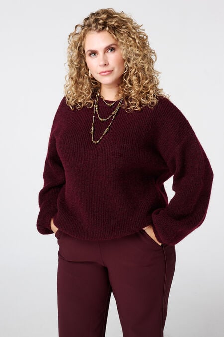 Fein gestrickter Pullover mit Ballonärmeln Fein gestrickter Pullover mit Ballonärmeln