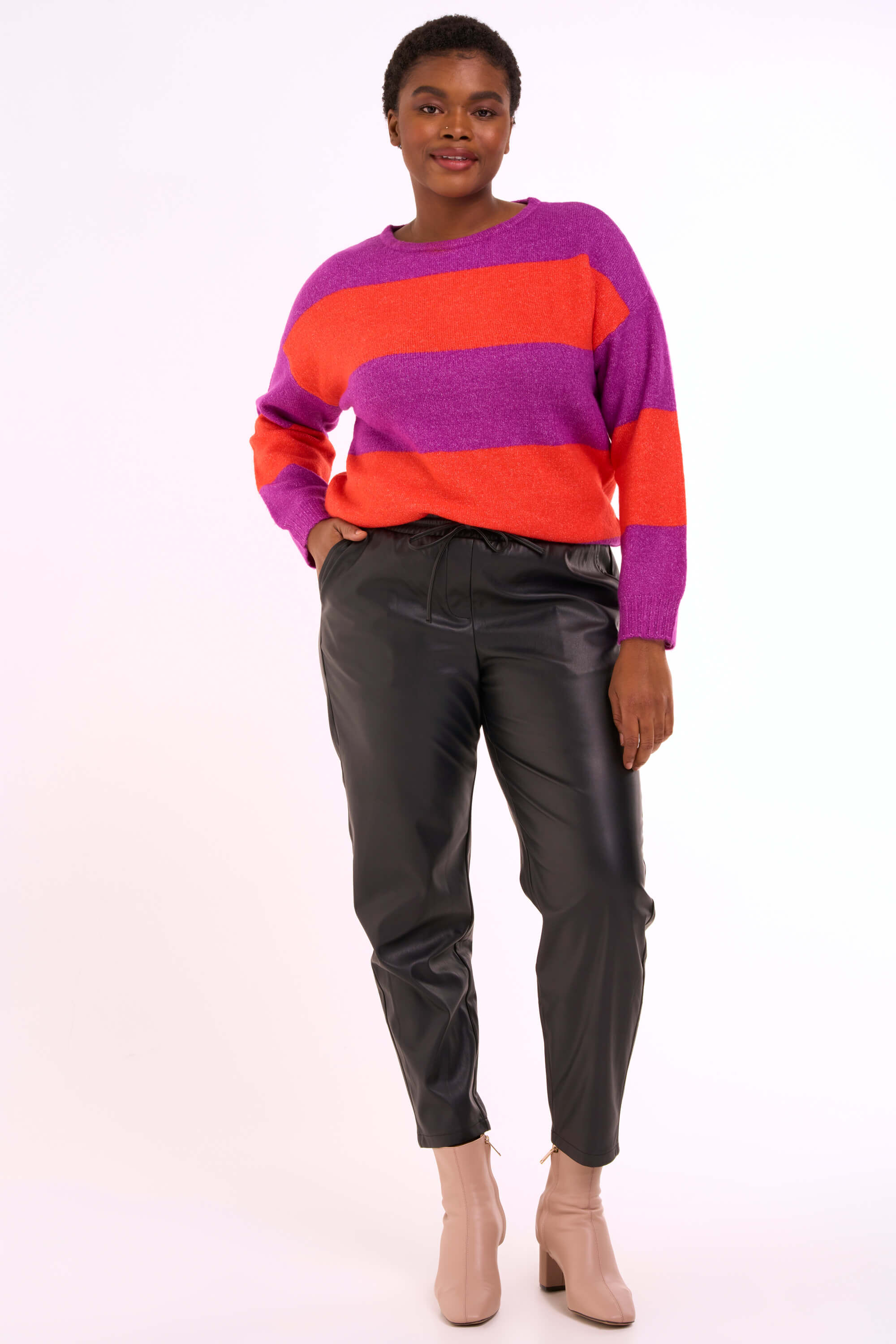 Gestreifter Pullover image number 5