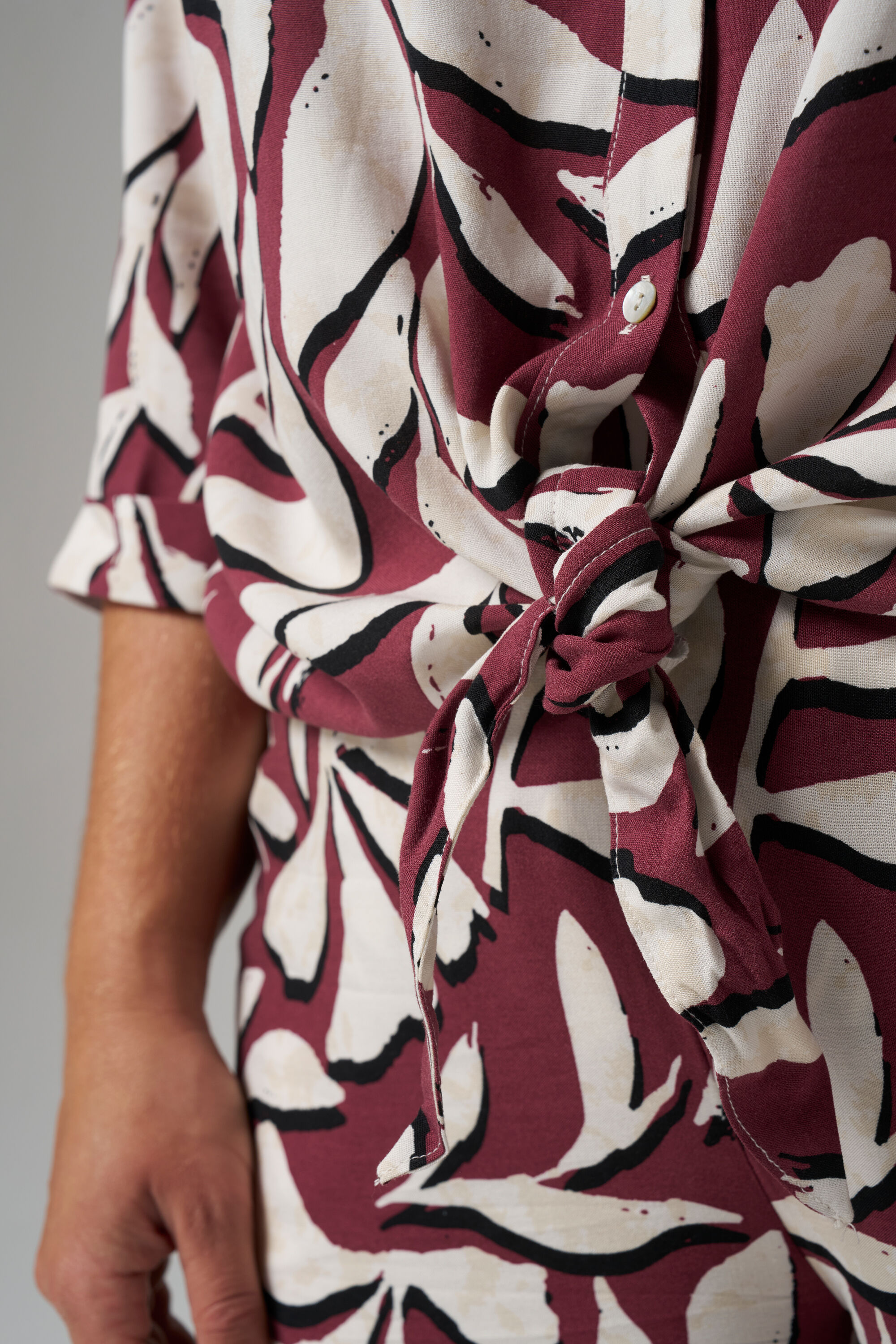 Bluse mit Schleifendetail image number 4