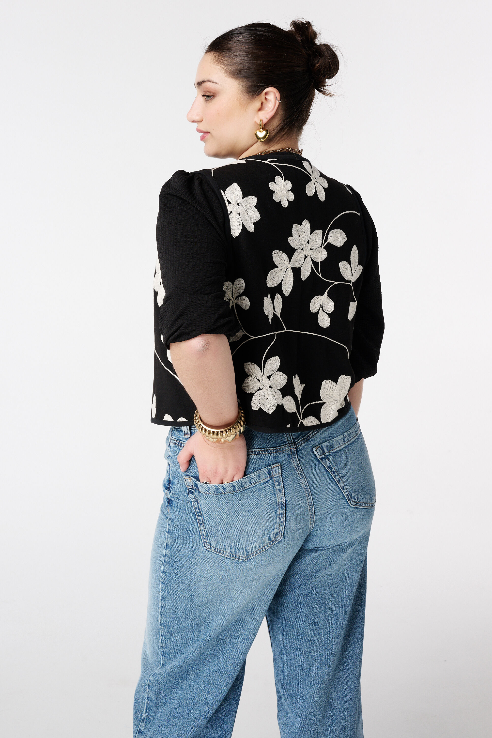 Gilet mit Stickerei image number 3