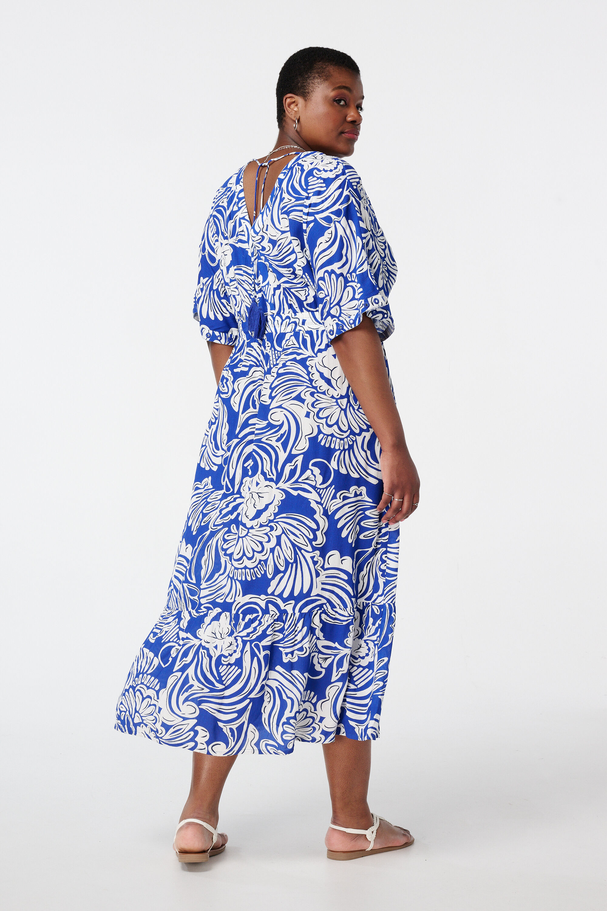 Maxikleid mit Spiegelverzierungen  image number 3