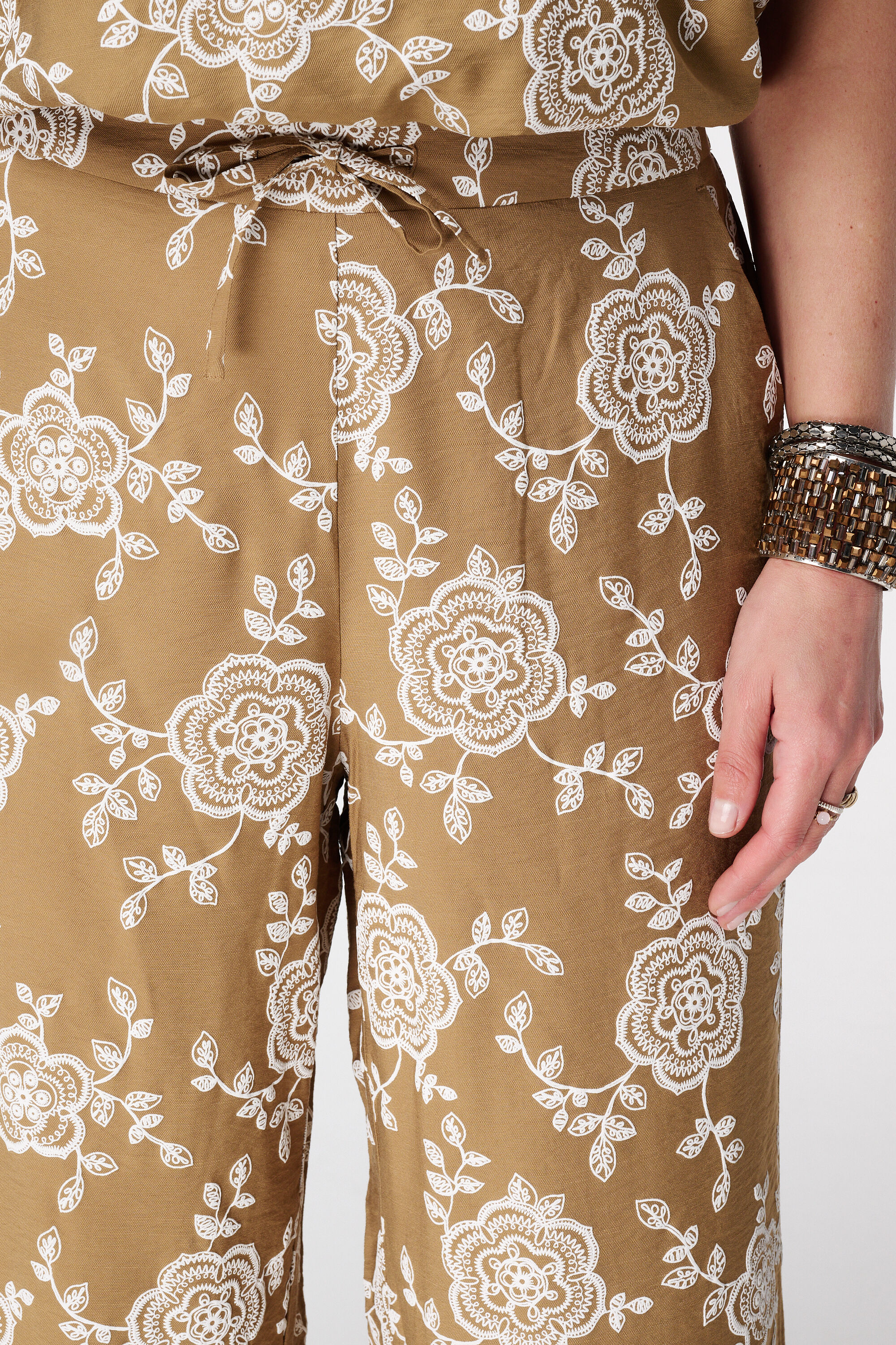 Wide Leg Hose mit Print image number 4